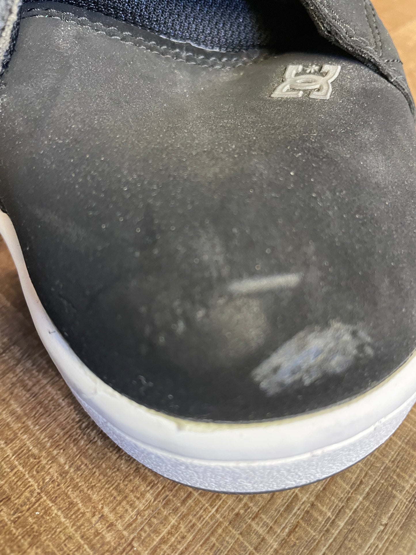 DC Men's Court Graffik Casual Skate Shoe (8)