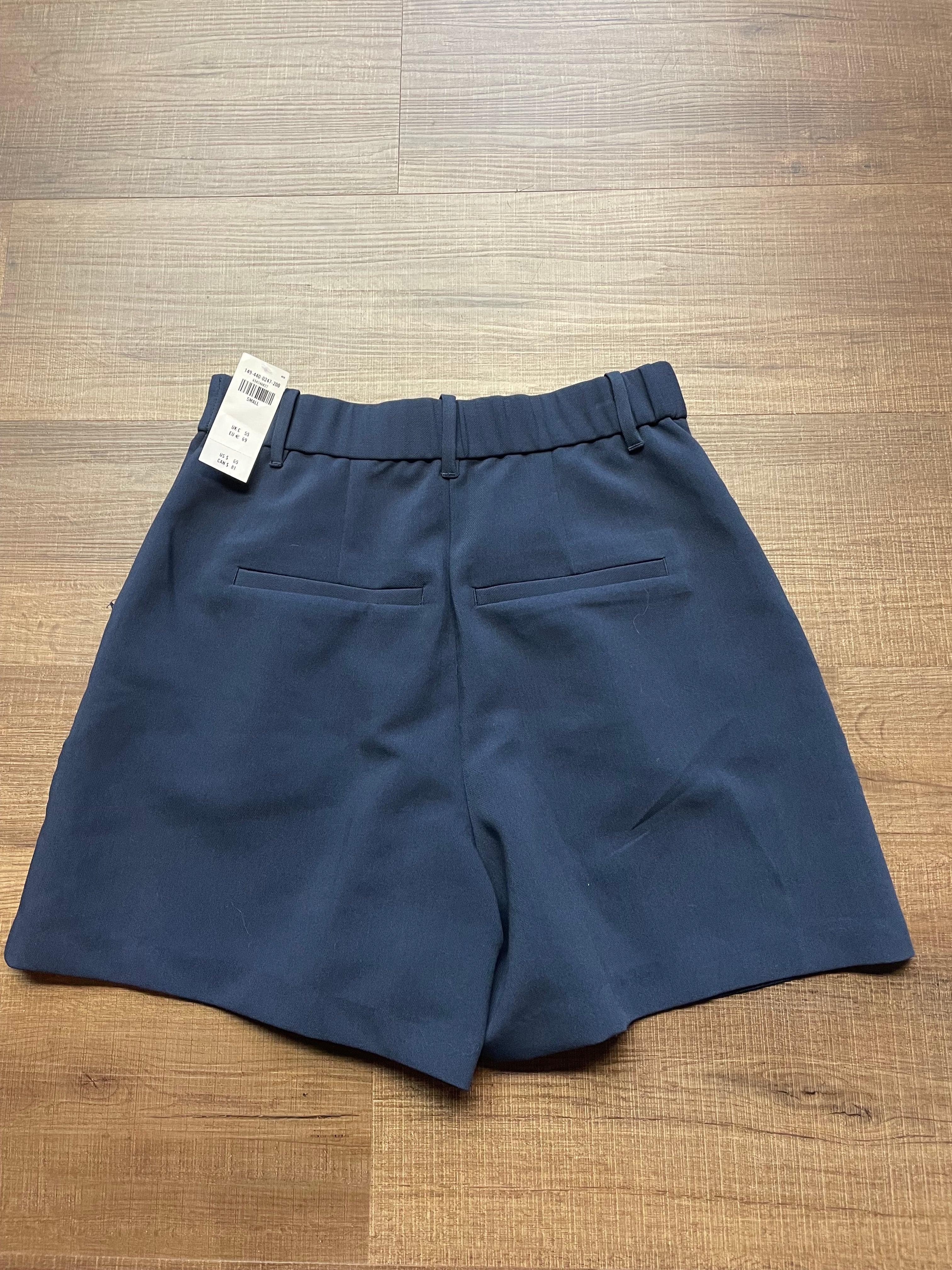 Abercrombie & Fitch Women's Dress Shorts (S)