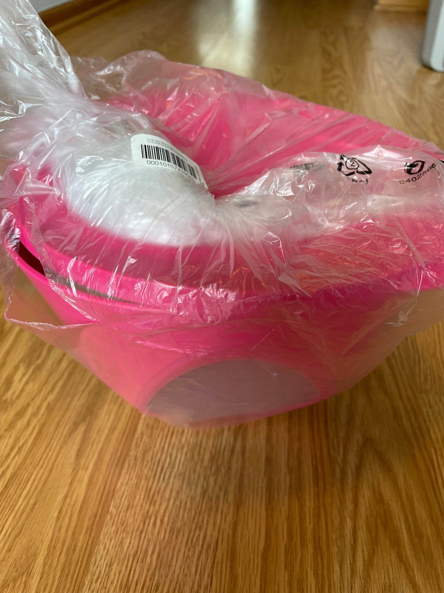 NEW Tupperware Outdoor Dining Impressions Bowl