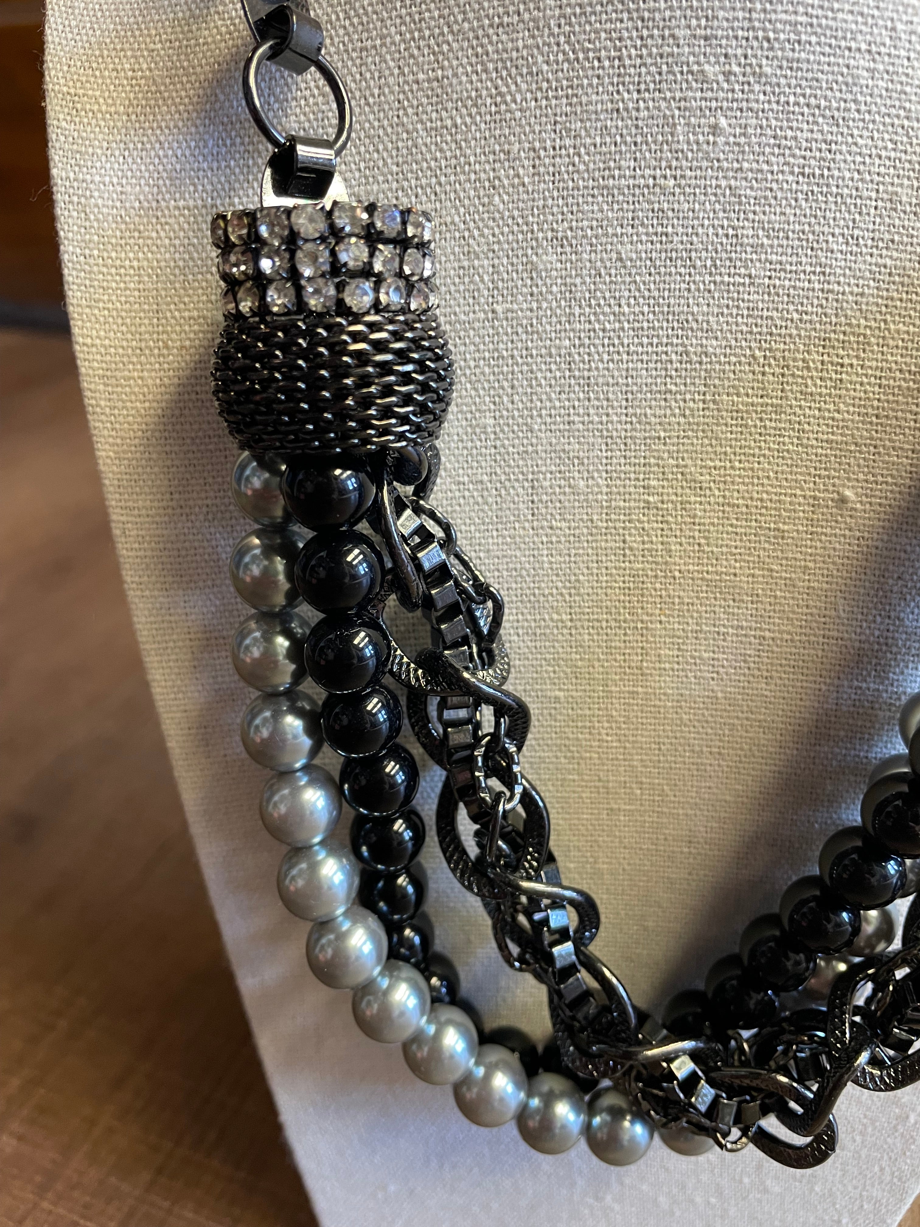 Metal & Pearl NWT Three Strand Necklace - BinxBerry Consignment