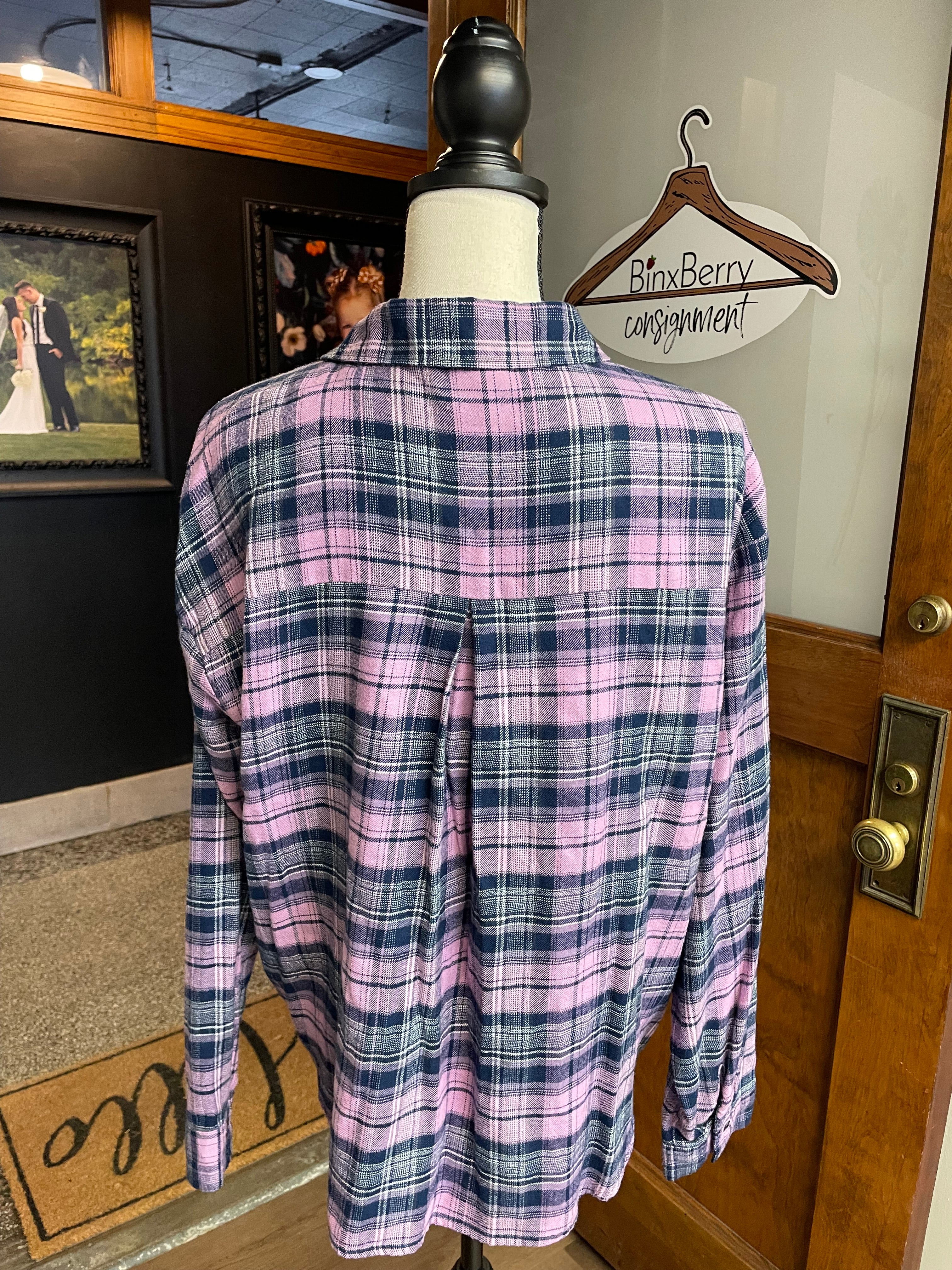 Wild Fable Women's Flannel (L)