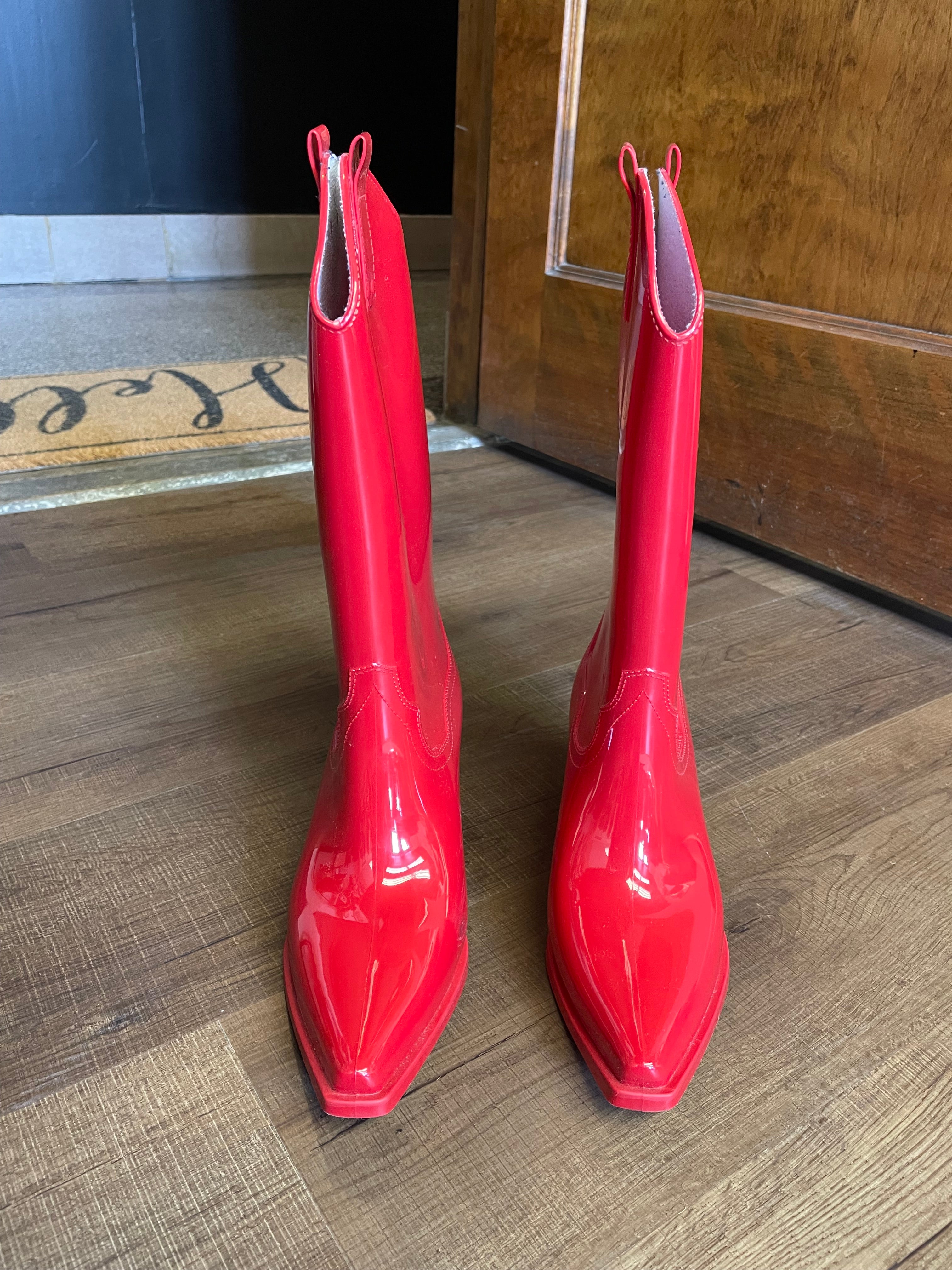 Beach by Matisse Annie Red Women's Western Rain Boots (9) - BinxBerry Consignment