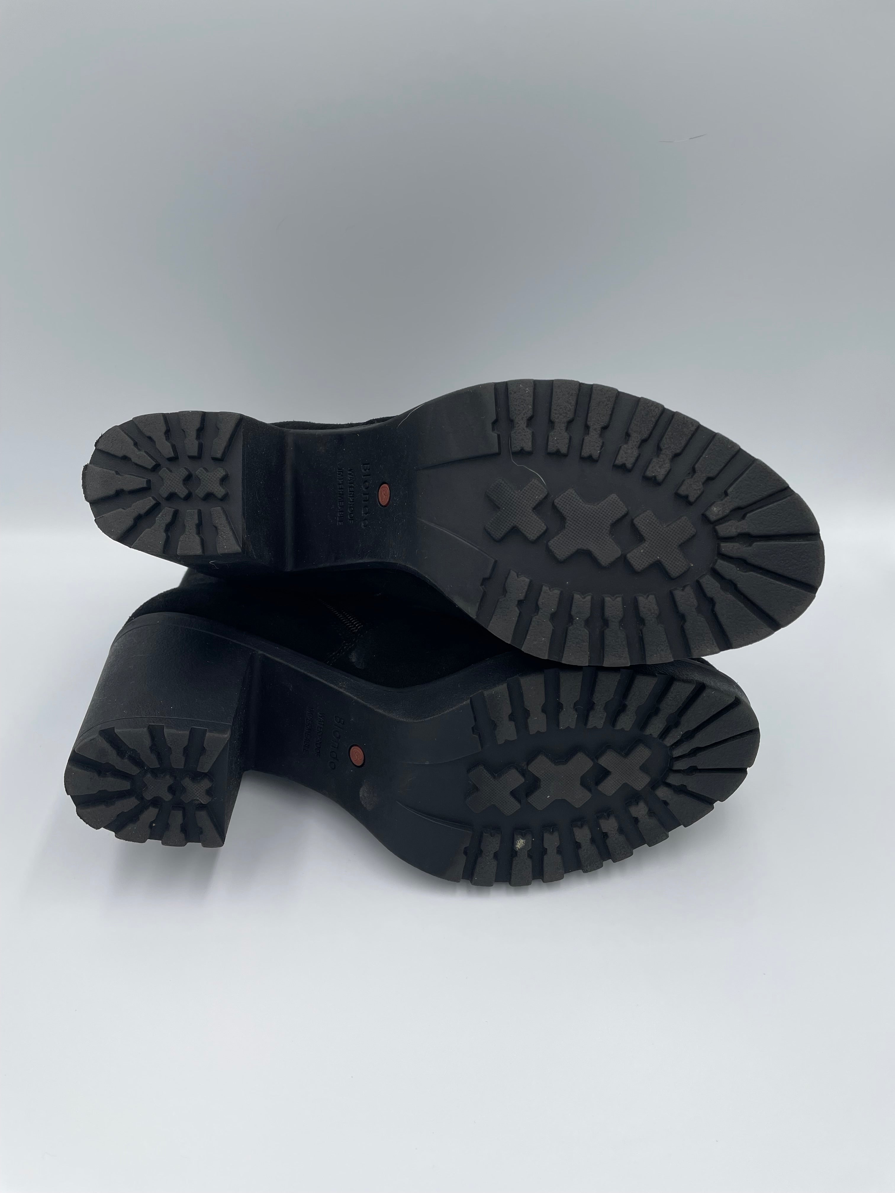 Blondo Waterproof Women's Suede Ankle Boots (7.5) - BinxBerry Consignment