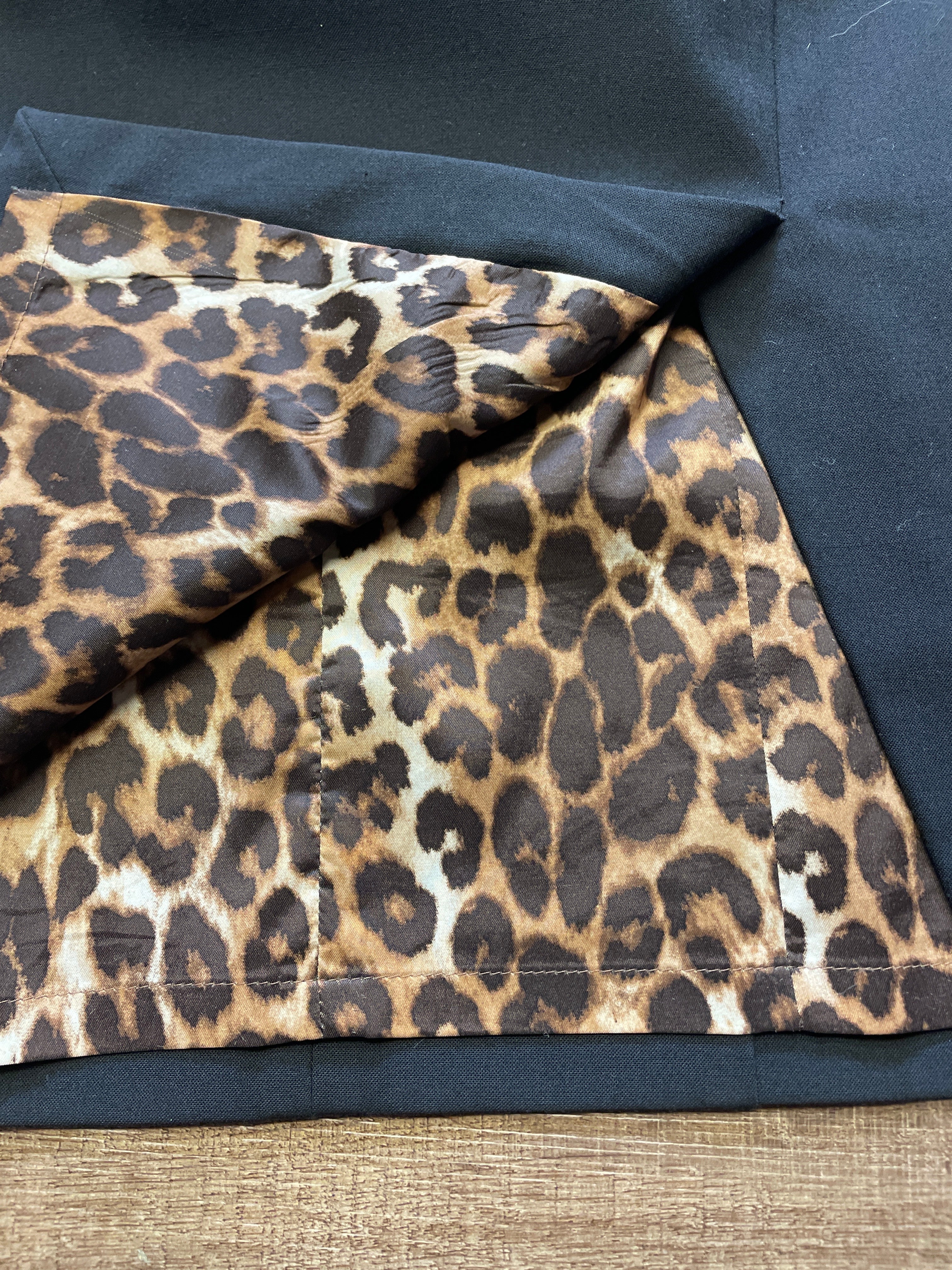 Express Studio Cheetah Print Lined Black Skirt (2)