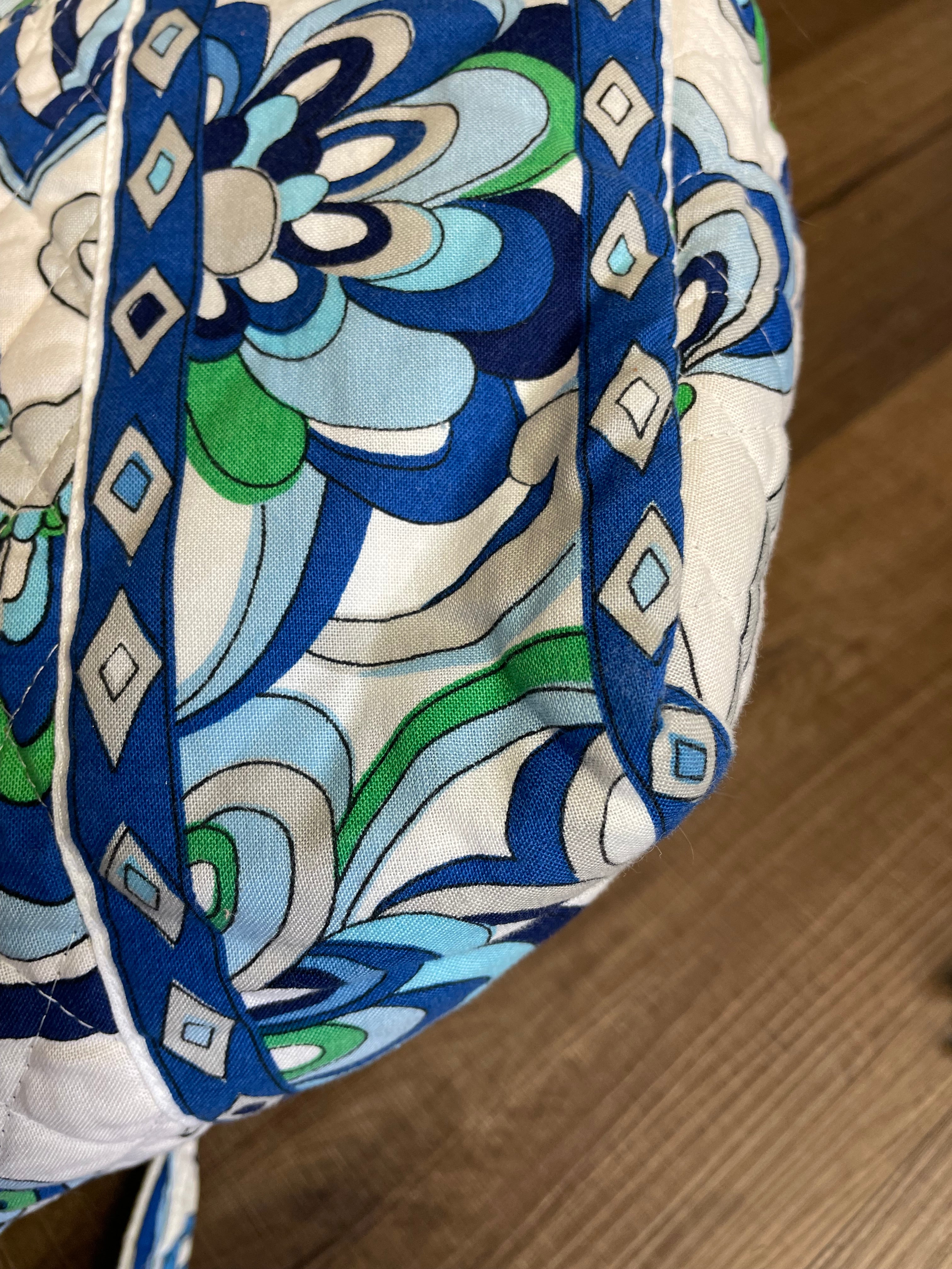 Vera Bradley Large Travel Duffel Mediterranean White (Set)