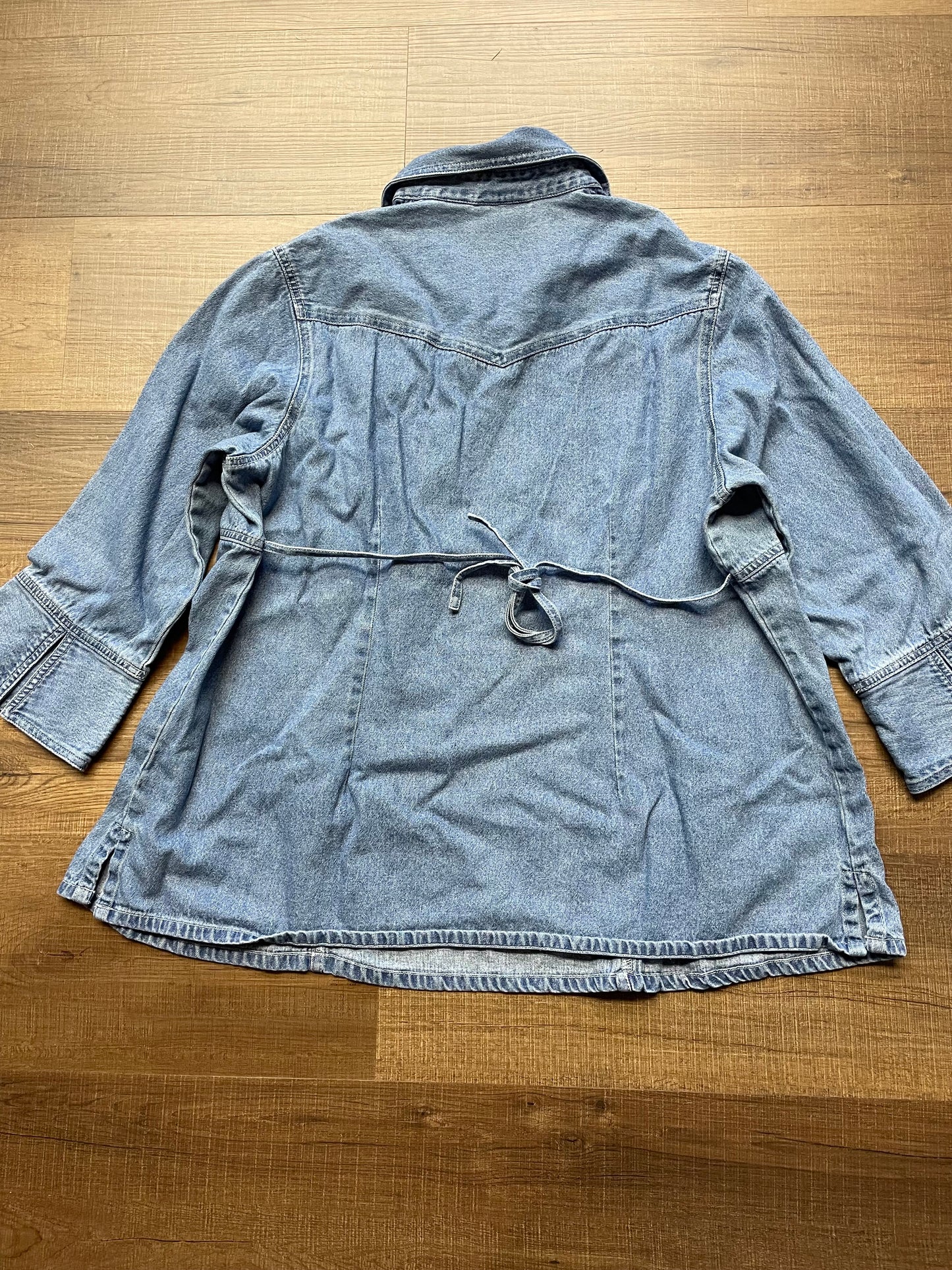 Maternity Announcements Denim Top (XL)