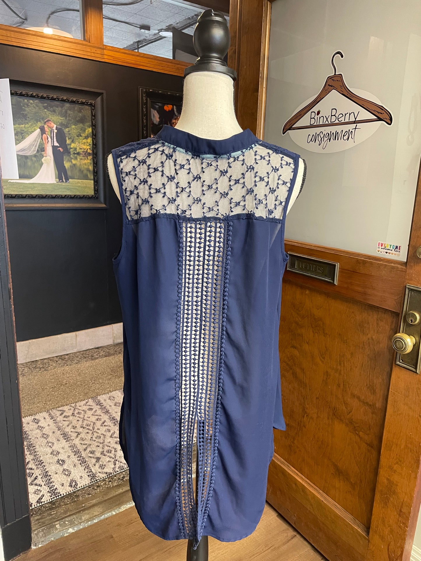 Jolt Sleeveless Navy Blouse (XL)