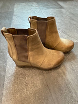 Sorel Joan Of Arctic II Wedge Chelsea Boot (6.5)