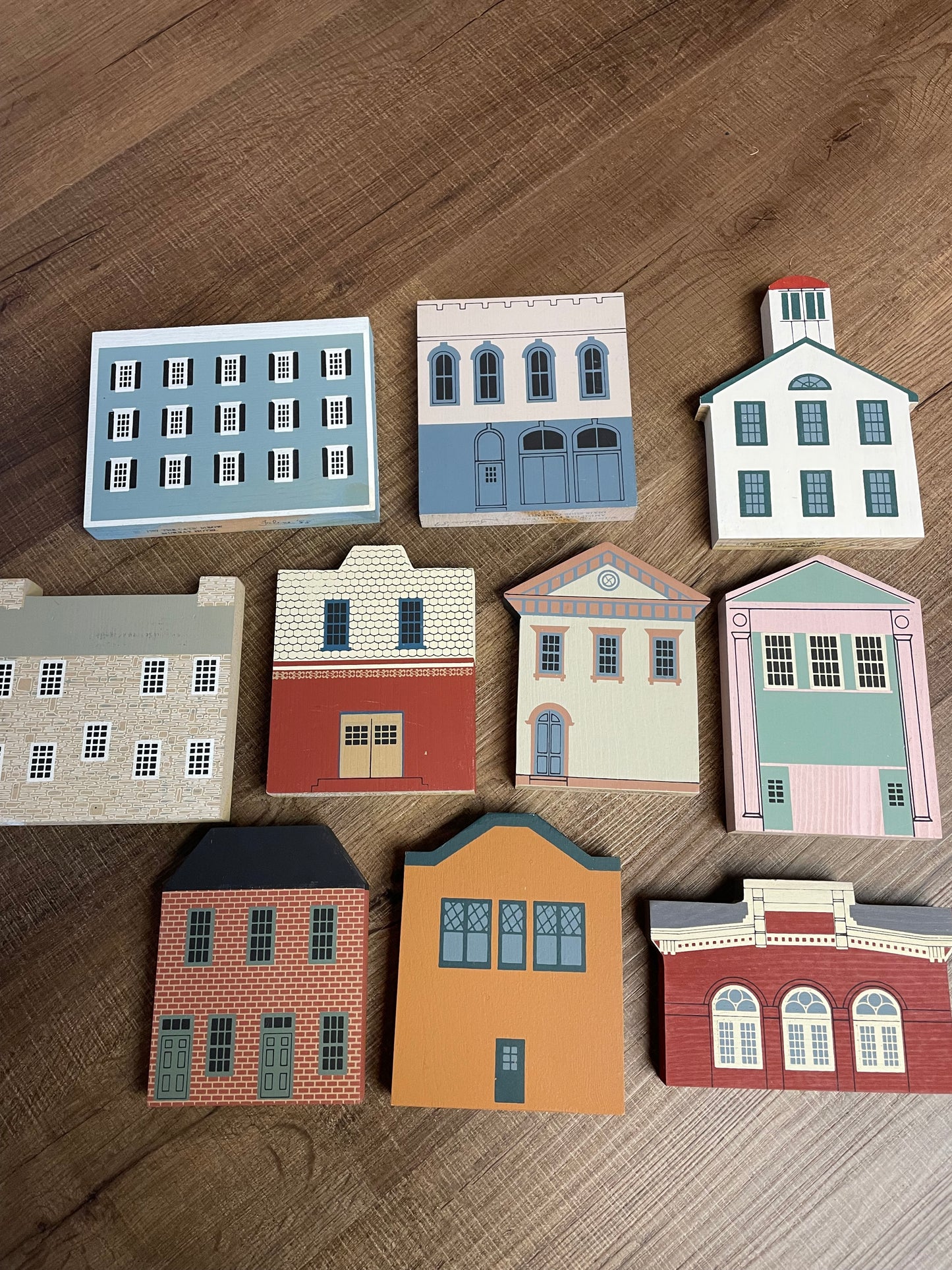 The Cat's Meow Village Series 5 (Lot of 10)