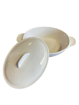 Oneida Culinaria 9x12 Oval Lidded Stoneware Casserole