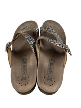 Mephisto Helen Women's Leopard Print Leather Comfort Thong (EU 41) - BinxBerry Consignment