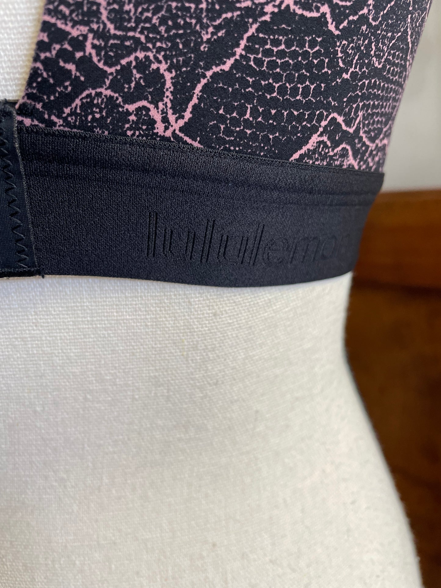 Lululemon Fine Form Bra (36D)