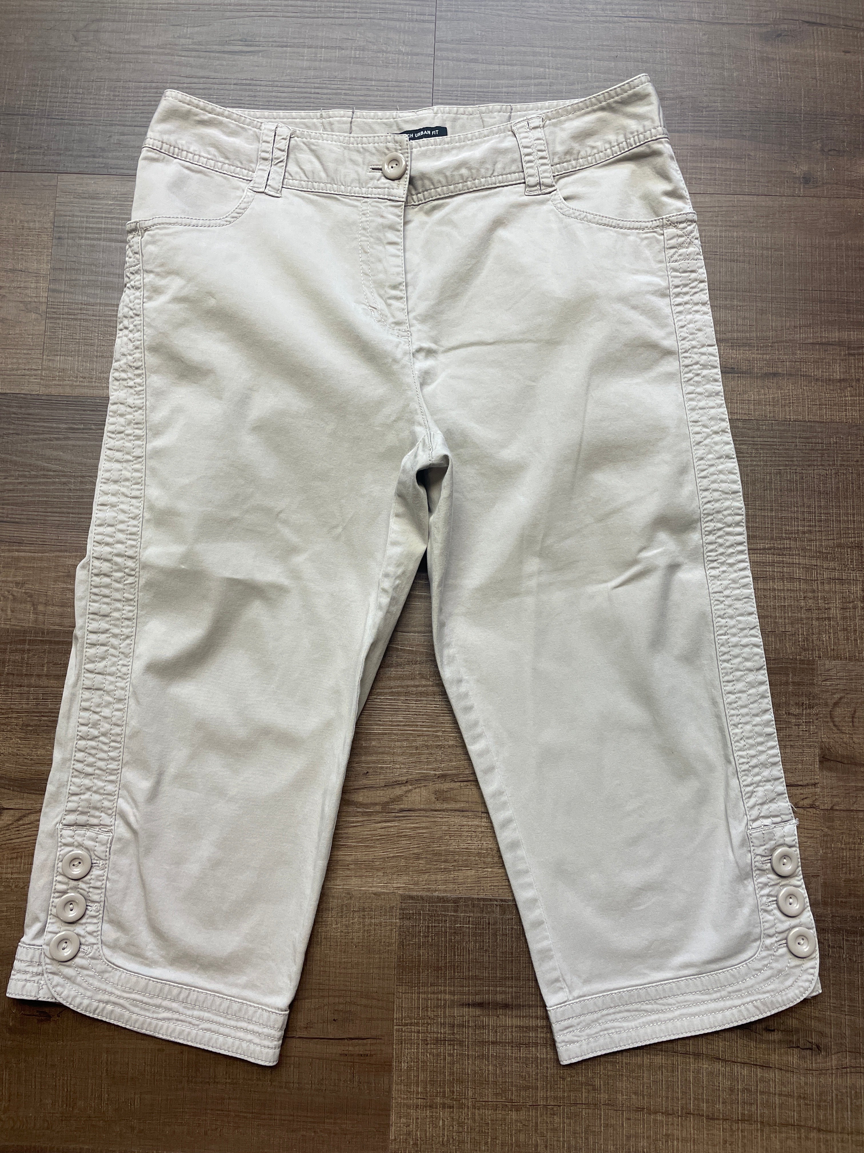 Axcess Stretch Urban Fit Women's Capri (8)