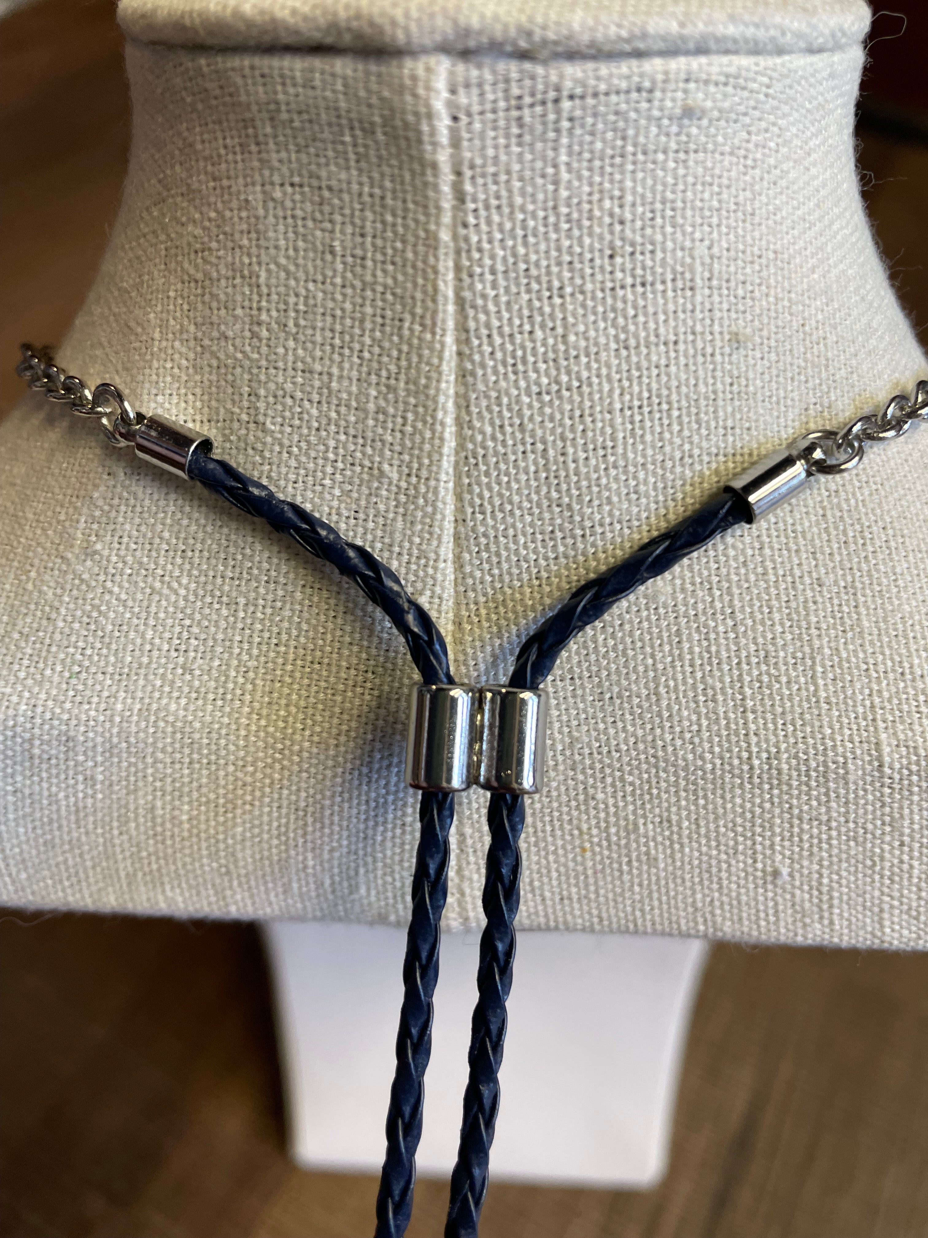 Chloe and Isabel Hero Metal Fringe Necklace - BinxBerry Consignment
