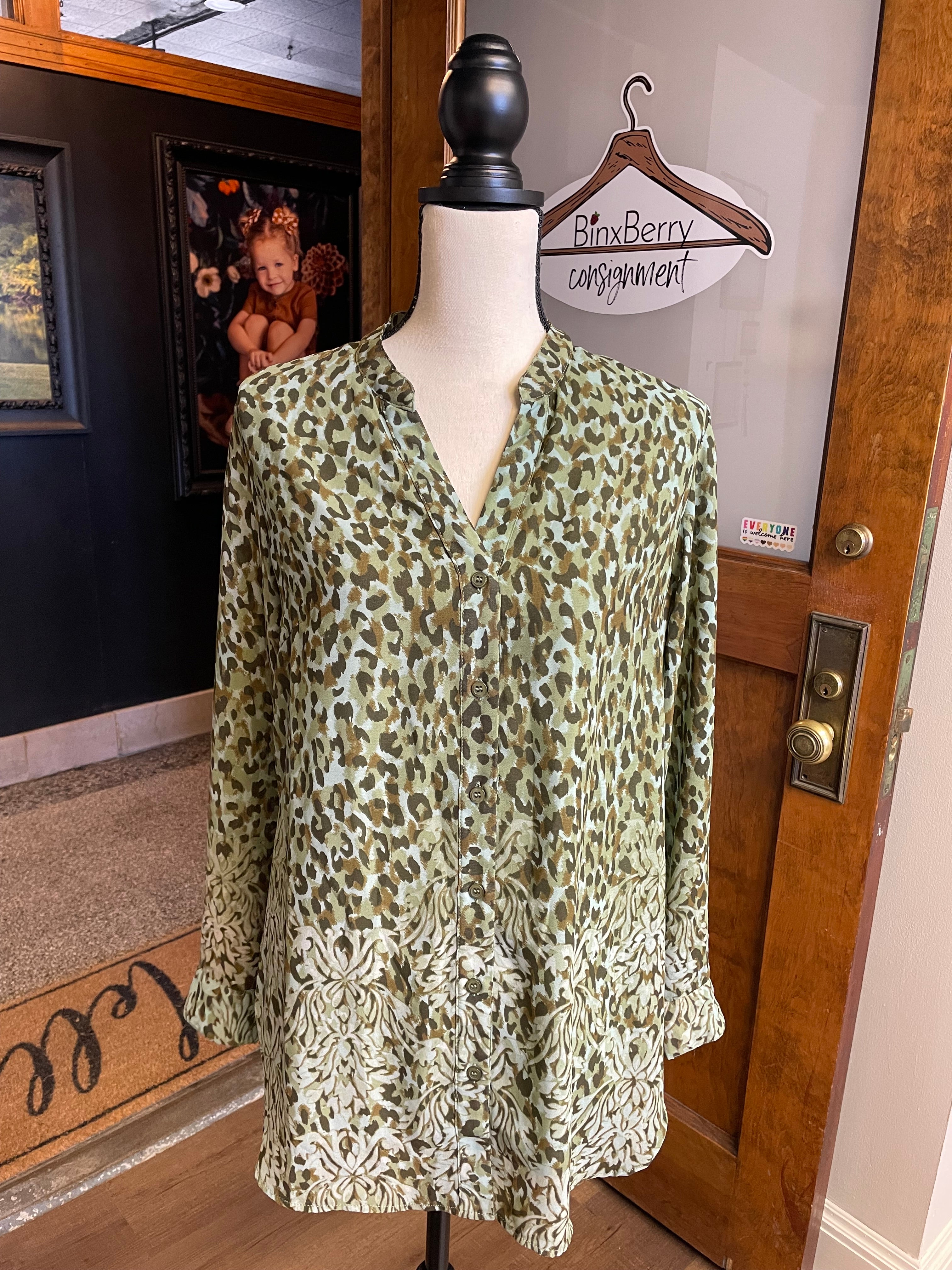 Belle by Kim Gravel Women's Camo Leopard Blouse (S)
