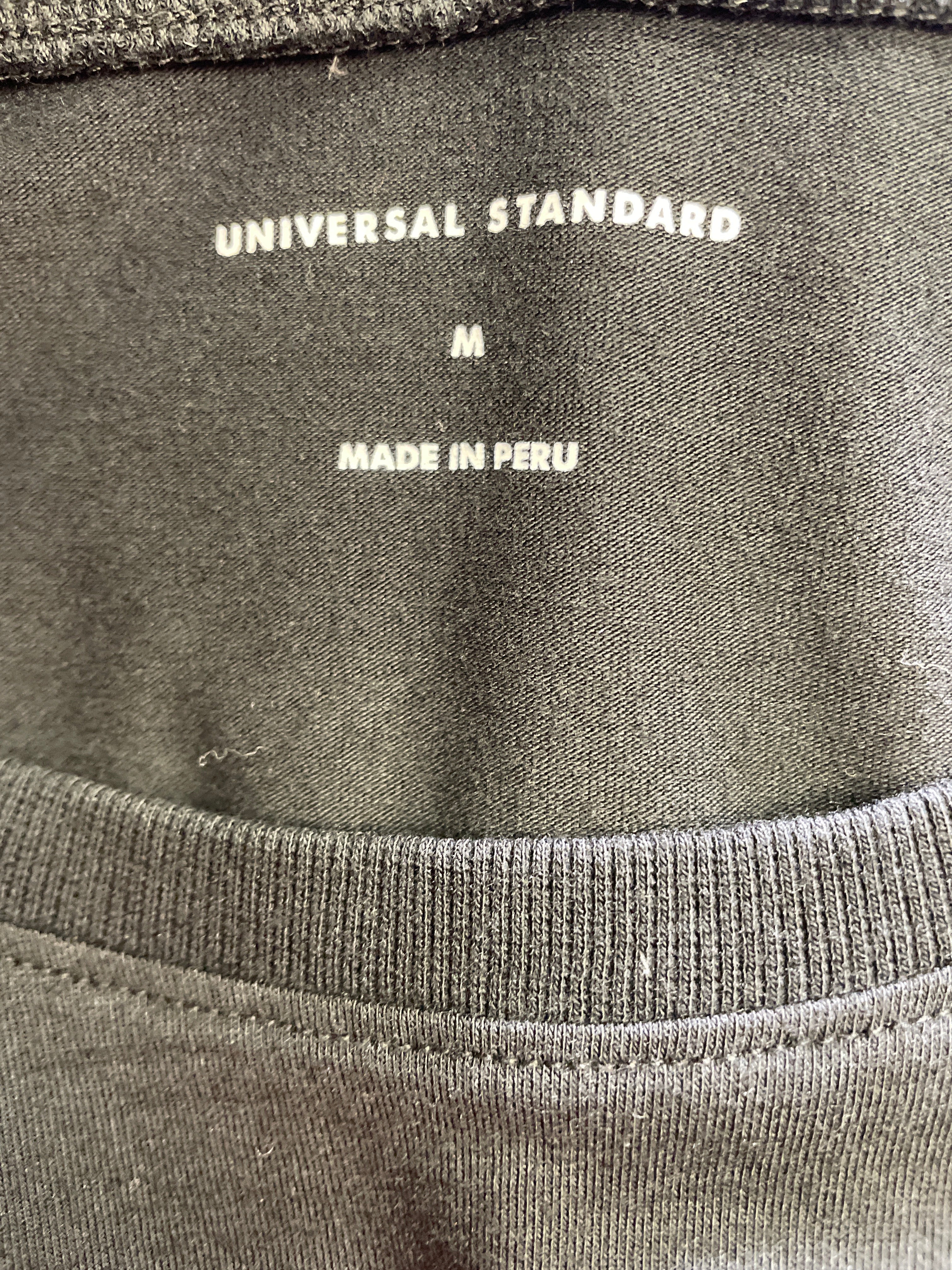 Universal Standard Women's Tee (M 18/20)