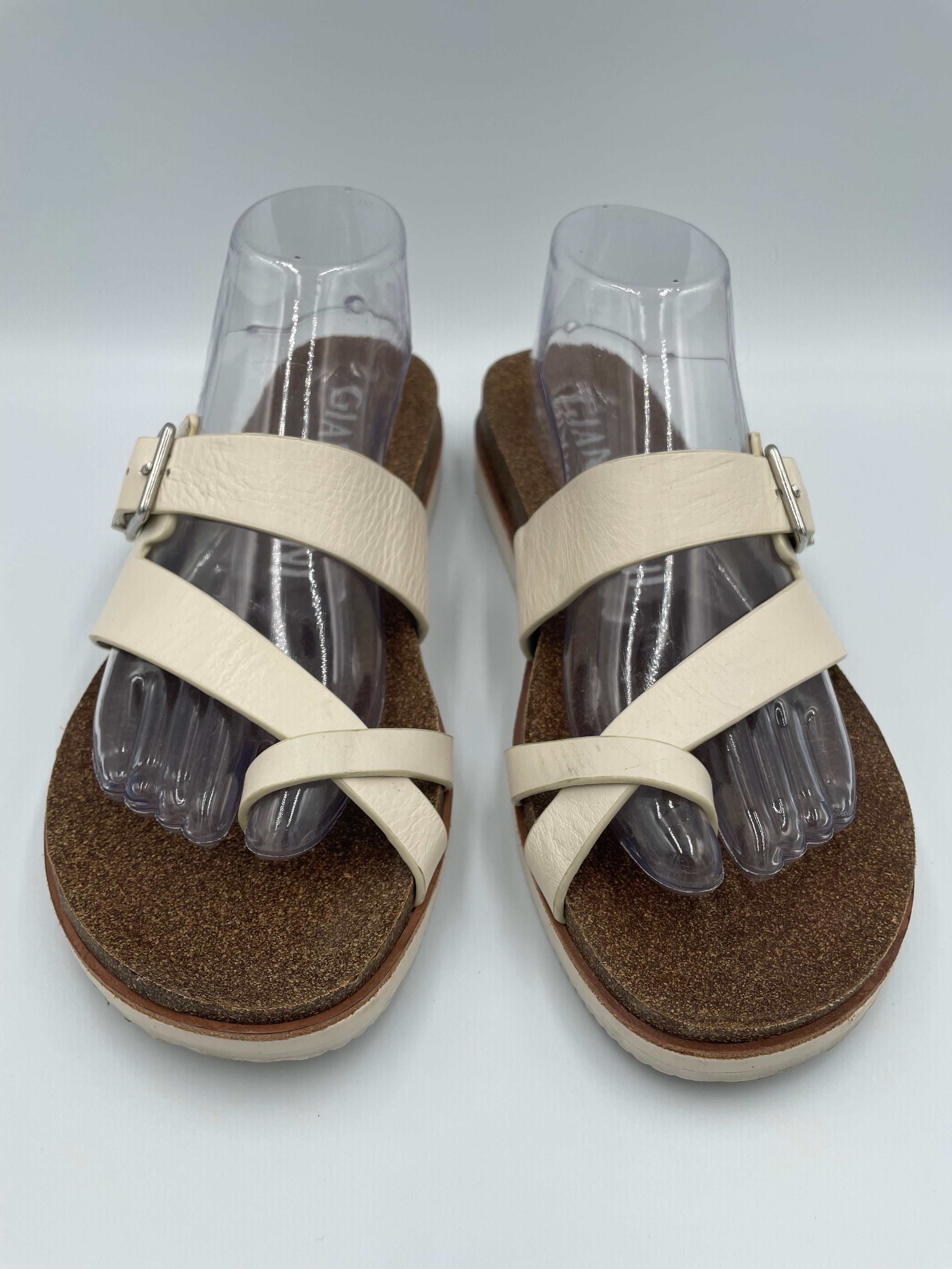 Gianni Bini Women's Leather Cork Cream Sandals (10)