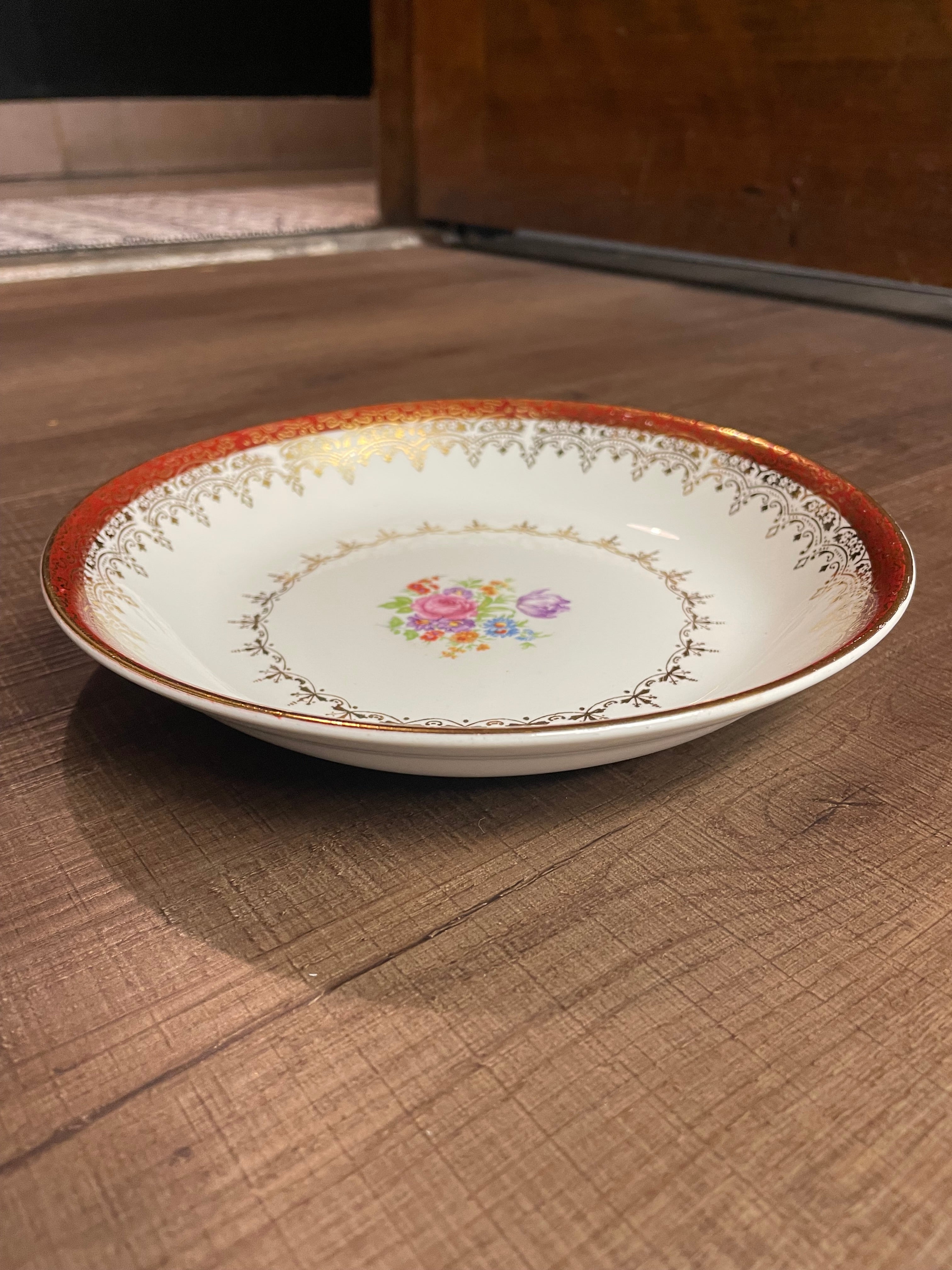 Heirloom by Harmony House 8" Bowl