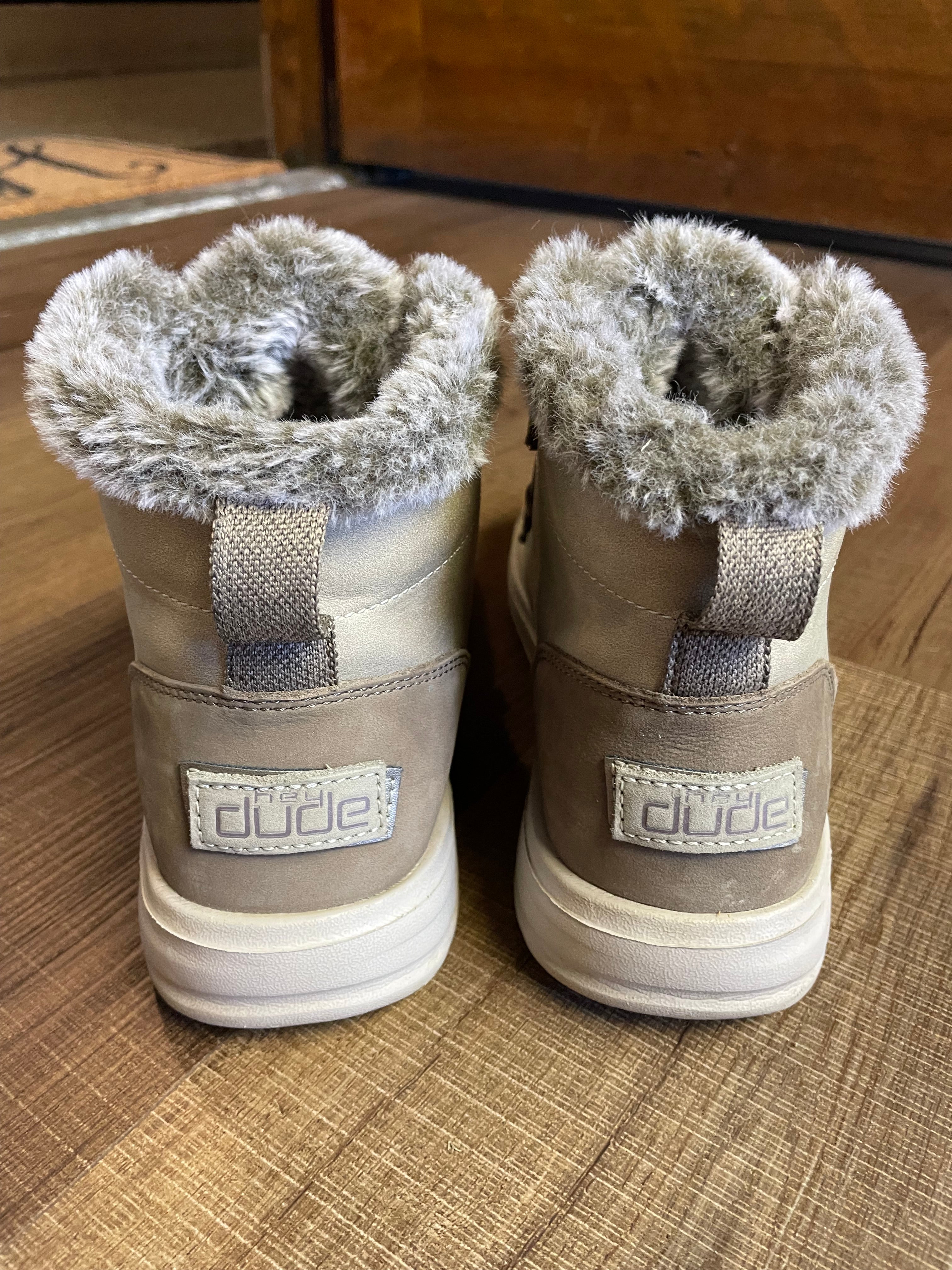 Hey Dude Eloise Women's Slip on Boots (7)