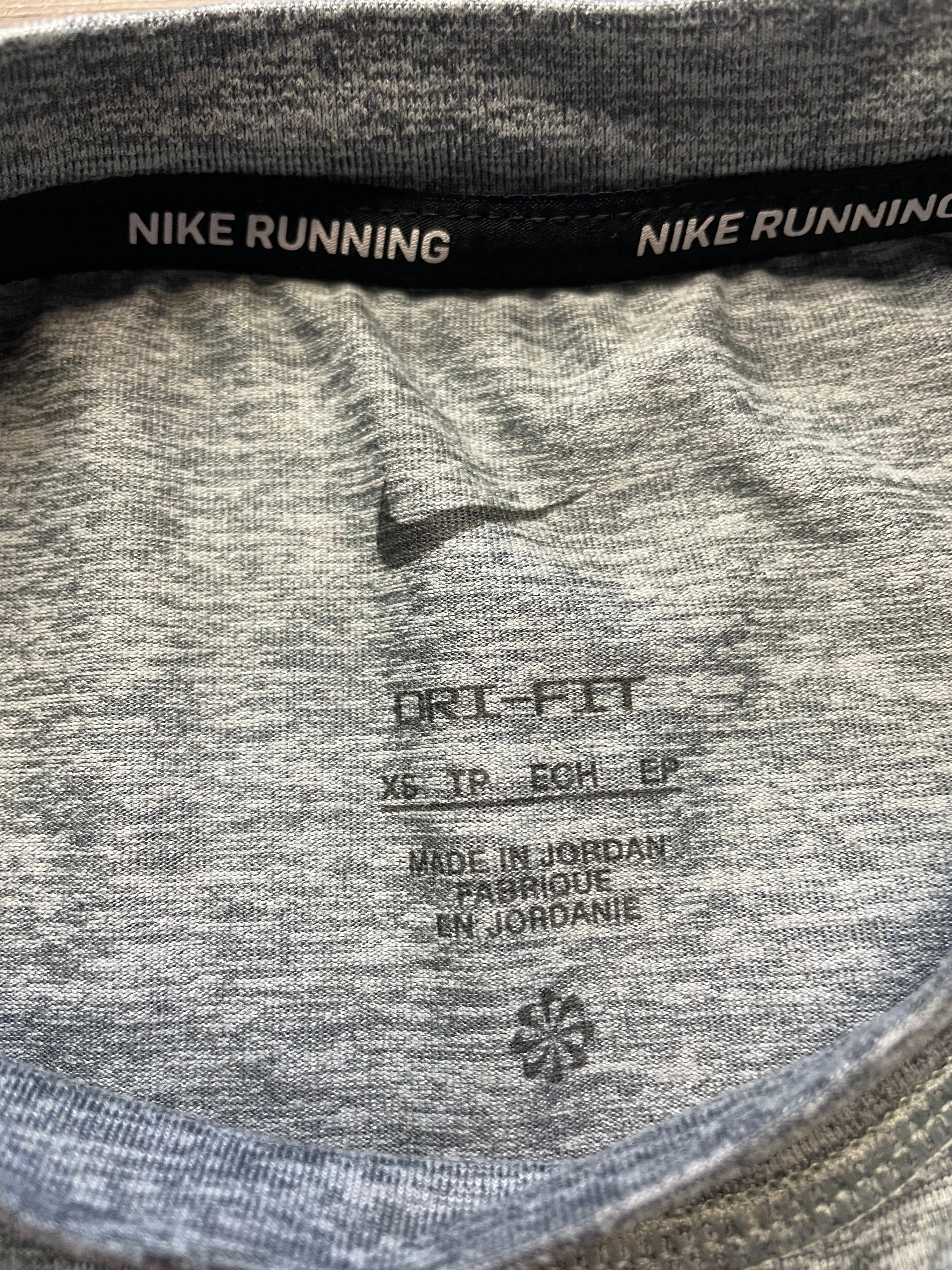 Nike Running Women's Long Sleeved DRI-Fit Top (XS)