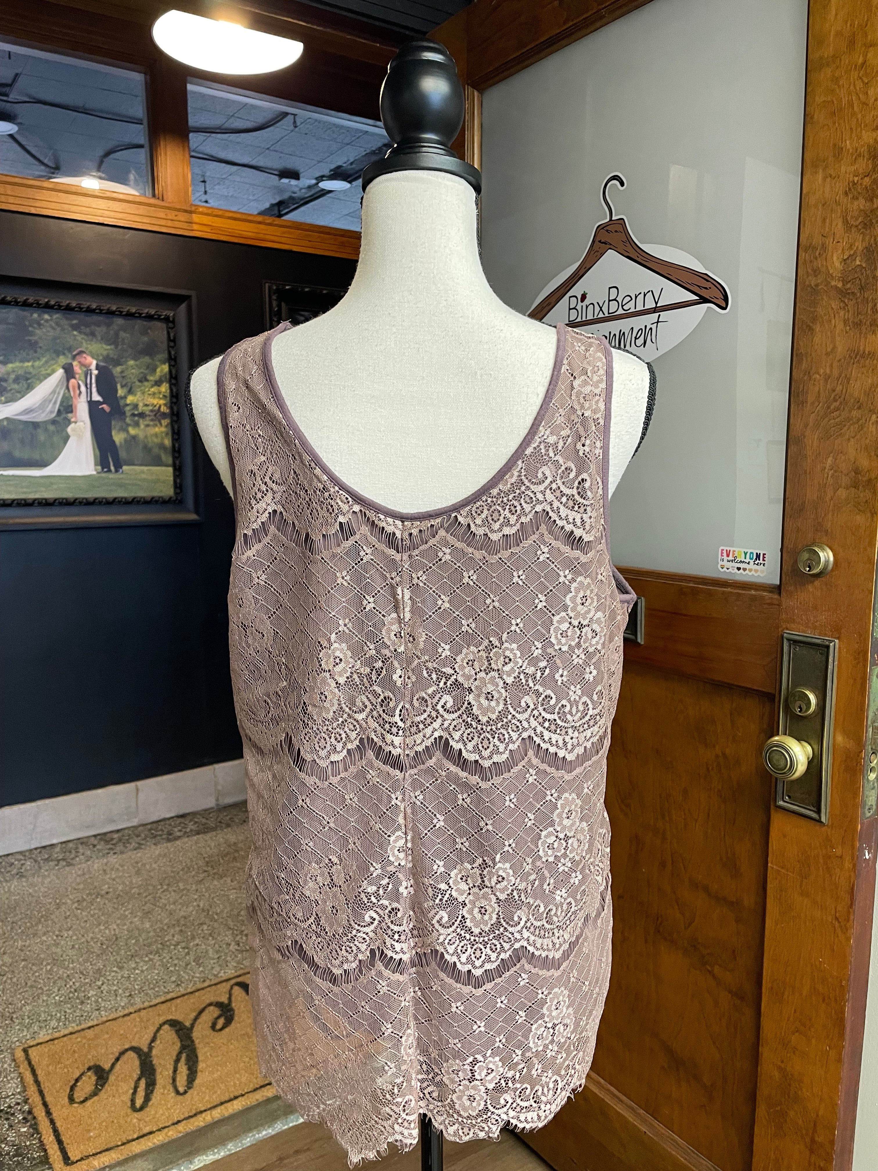 Maurices Lace Sleeveless Top (XL)