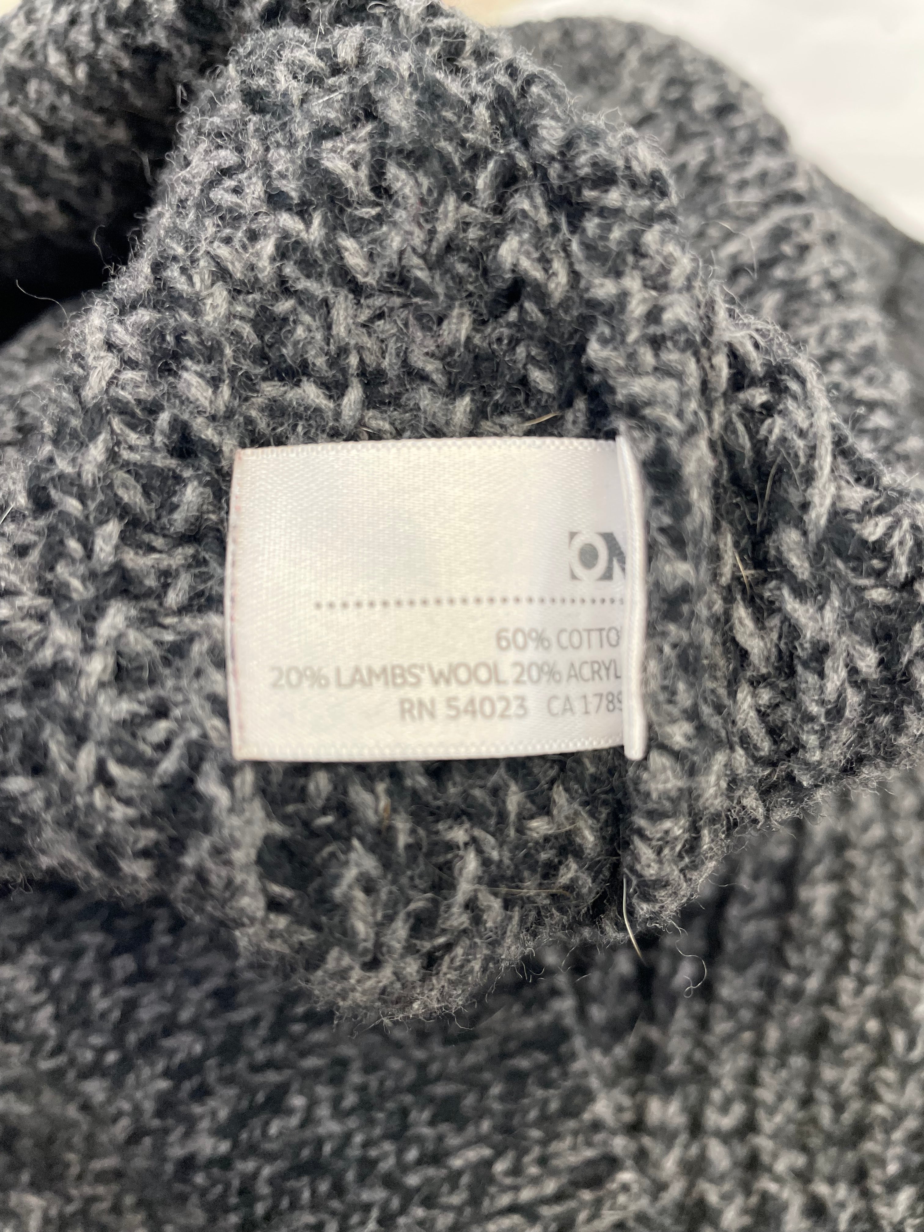 Old Navy Lambswool Snap Front Sweater (XXL) - BinxBerry Consignment