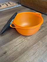 Tupperware Mega Thatsa Bowl 42 Cup Bowl