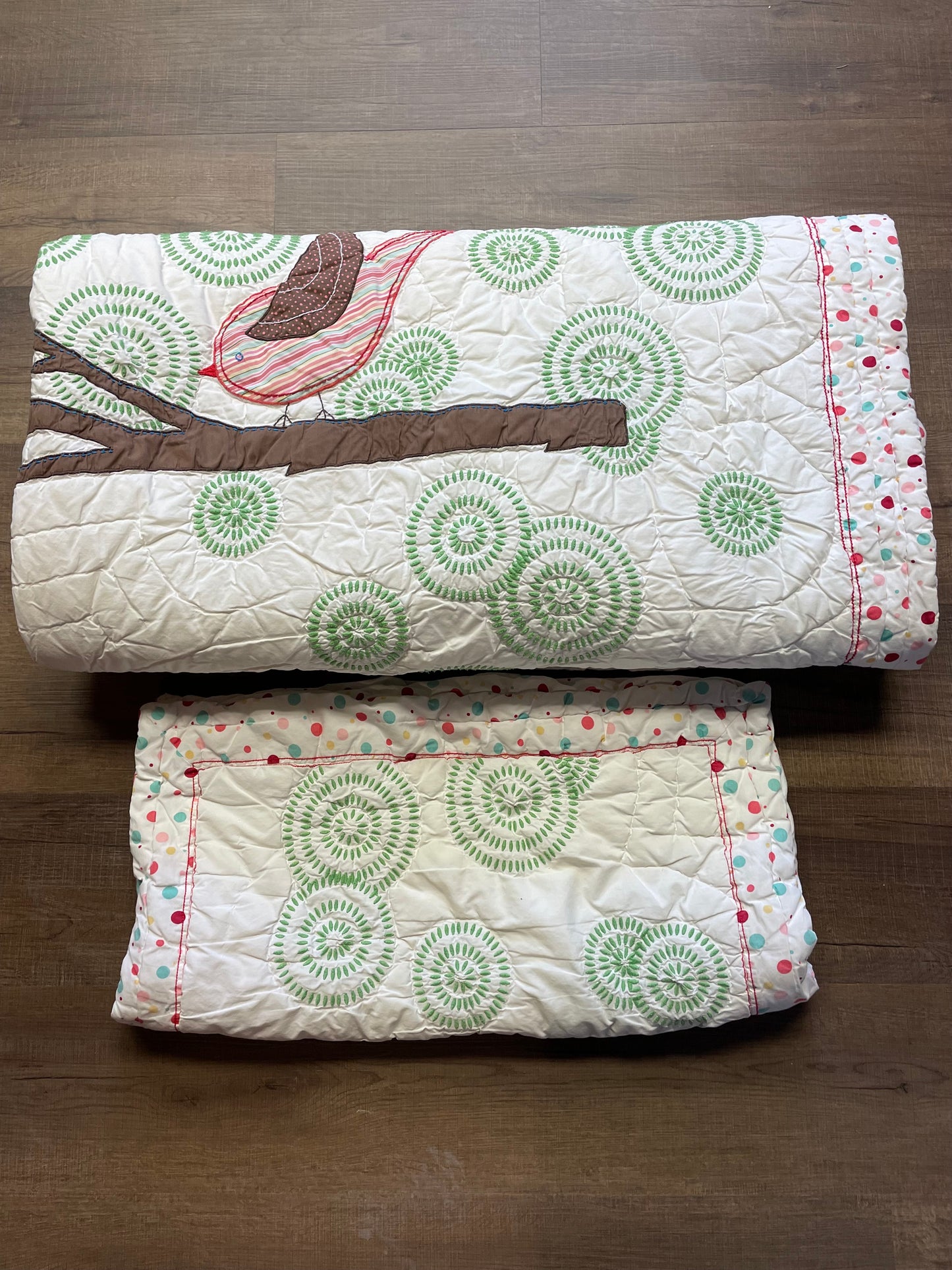 Twin Size Reversible Quilt Comforter & Euro Sham
