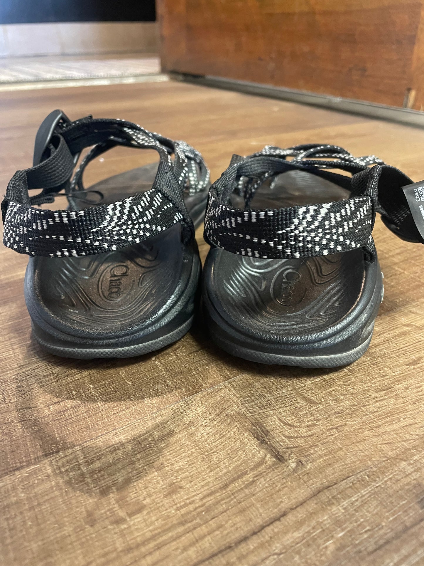 Chaco ZVOLV X2 Dash Black Women's Sandals (8)