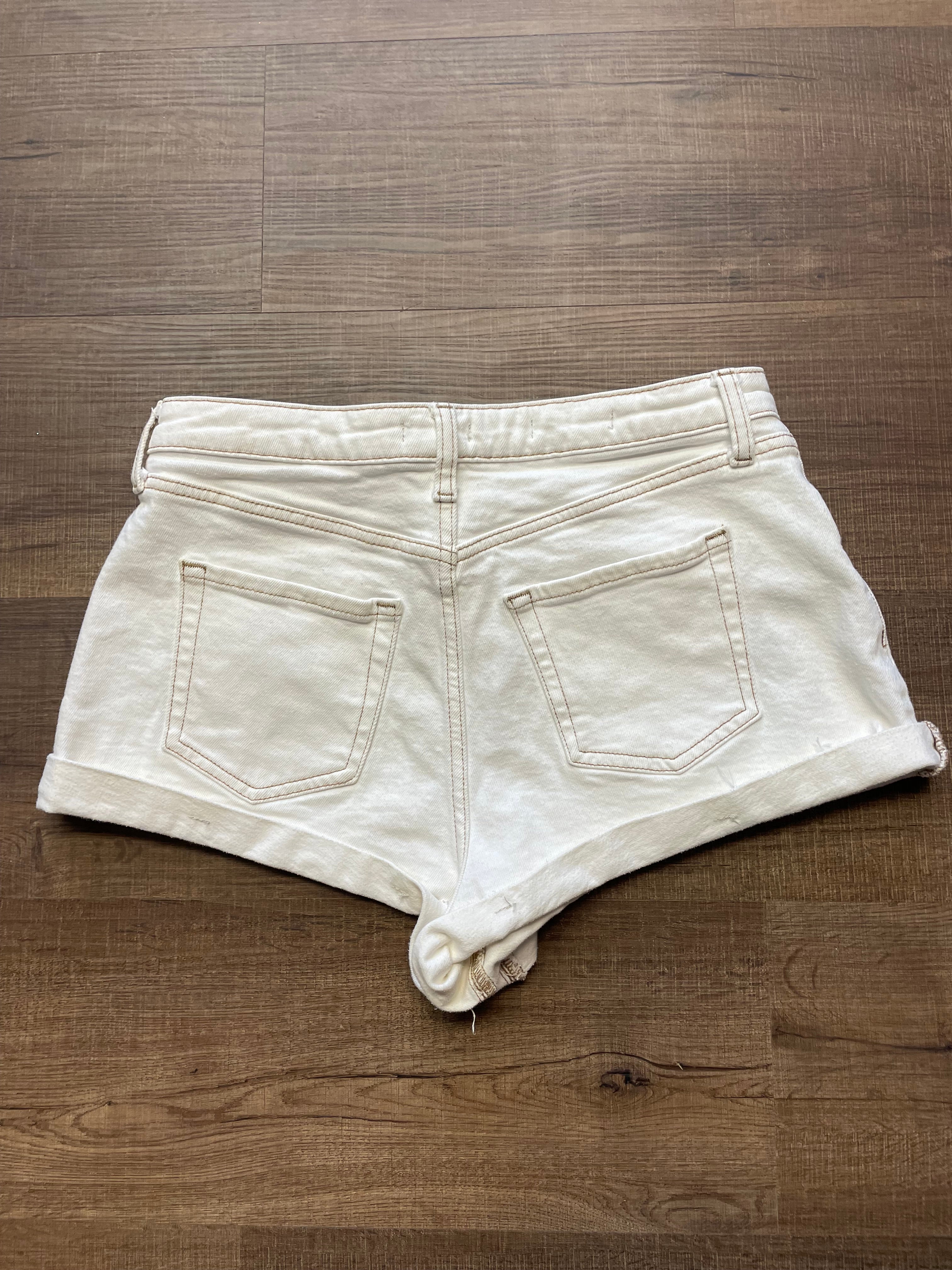 Wild Fable High-Rise Rolled Cuff Jean Shorts (8) - BinxBerry Consignment