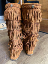 Minnetonka Women's 5 Layer Suede Fringe Western Boots (9) - BinxBerry Consignment