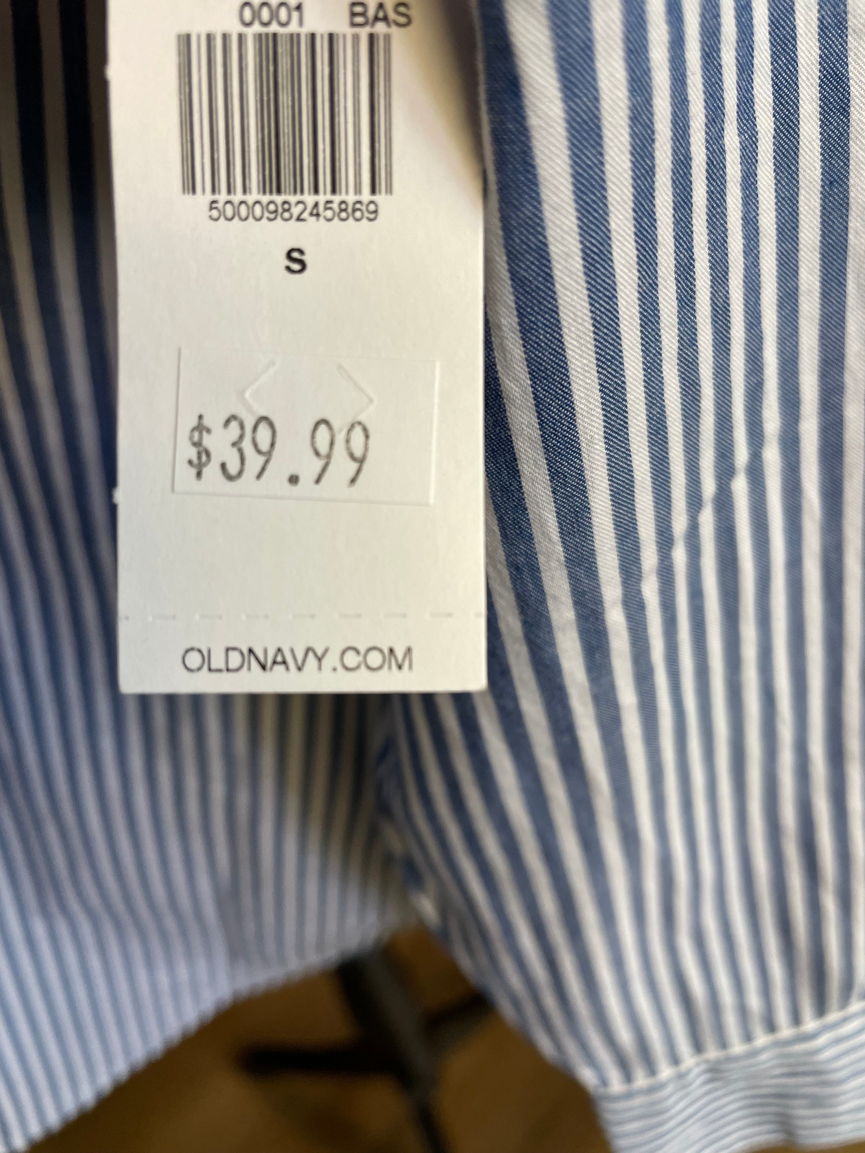 Old Navy Women's "The Boyfriend Shirt" (S)