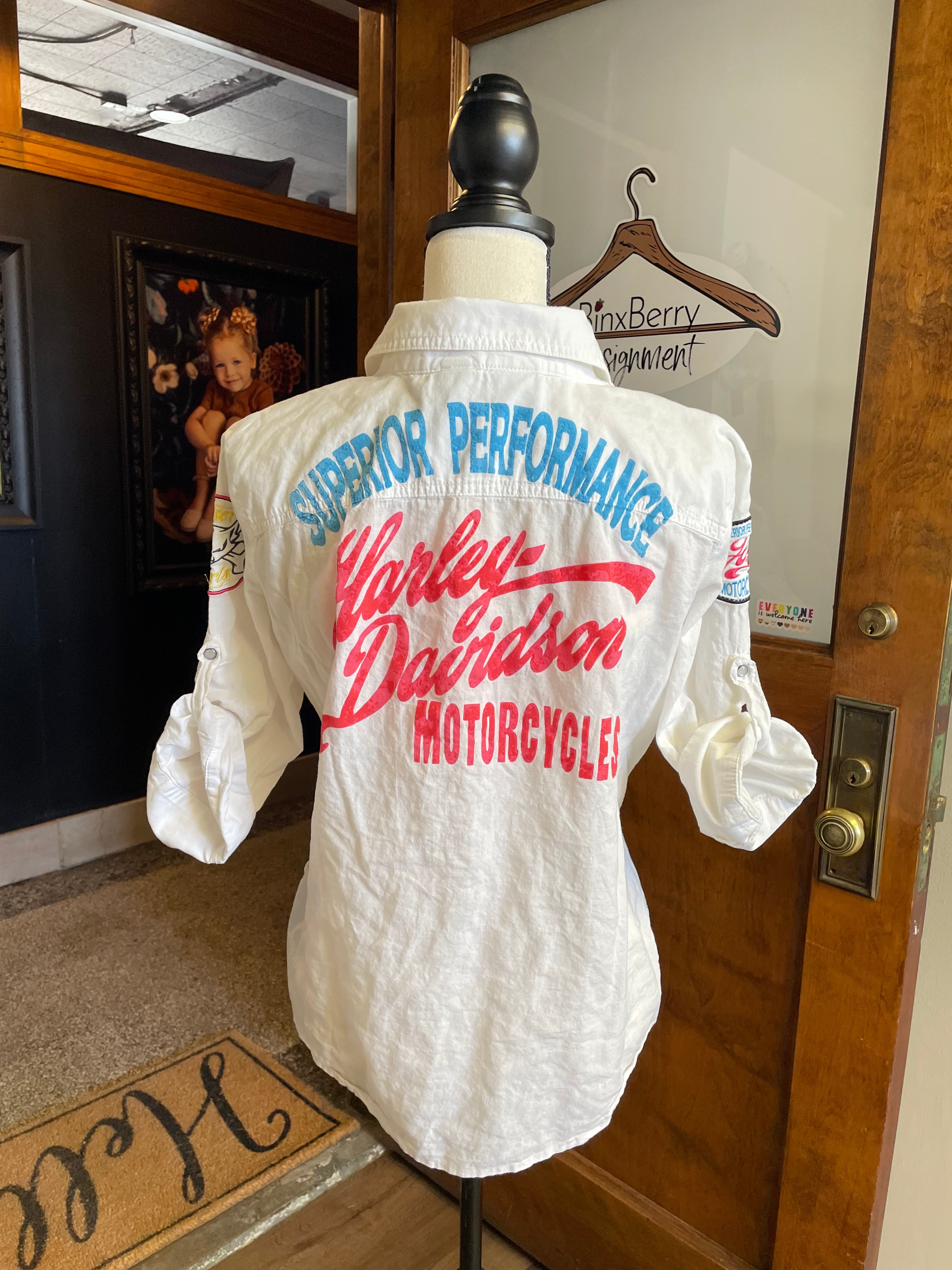Harley Davidson Women's Pearl Snap Blouse (L) - BinxBerry Consignment