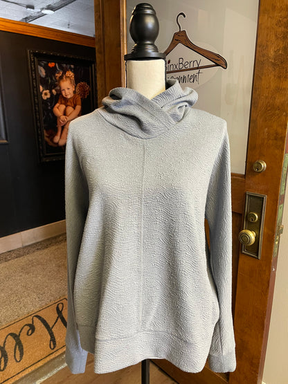 Zyia Hoodie (M)