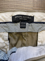 Banana Republic Men's Aiden Chino (32x34)