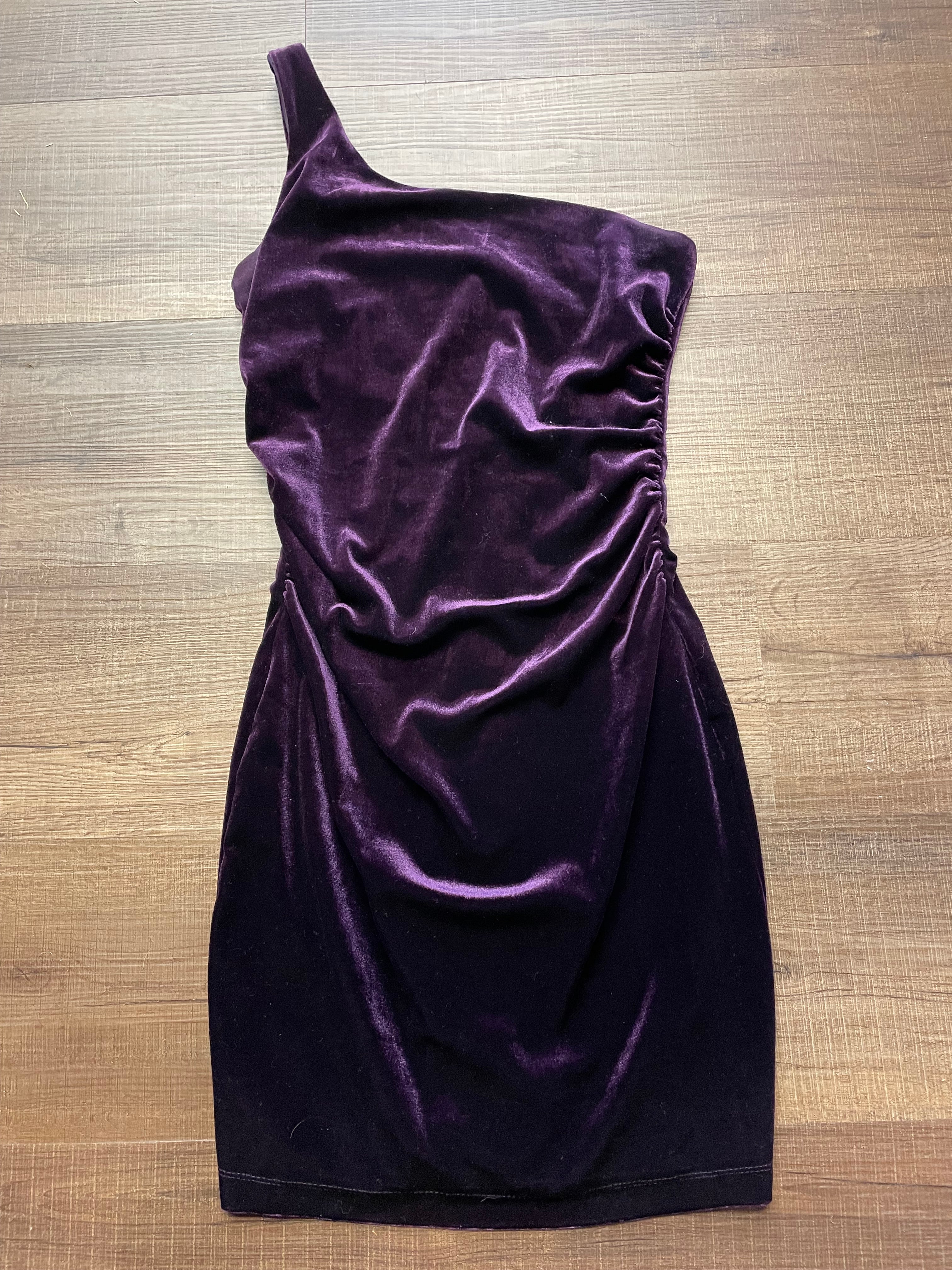 Emerald Sundae Velvet Dress (XS)