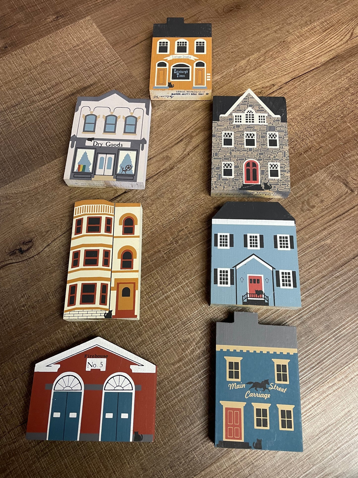 The Cat's Meow Village Series 3 (Lot of 7)