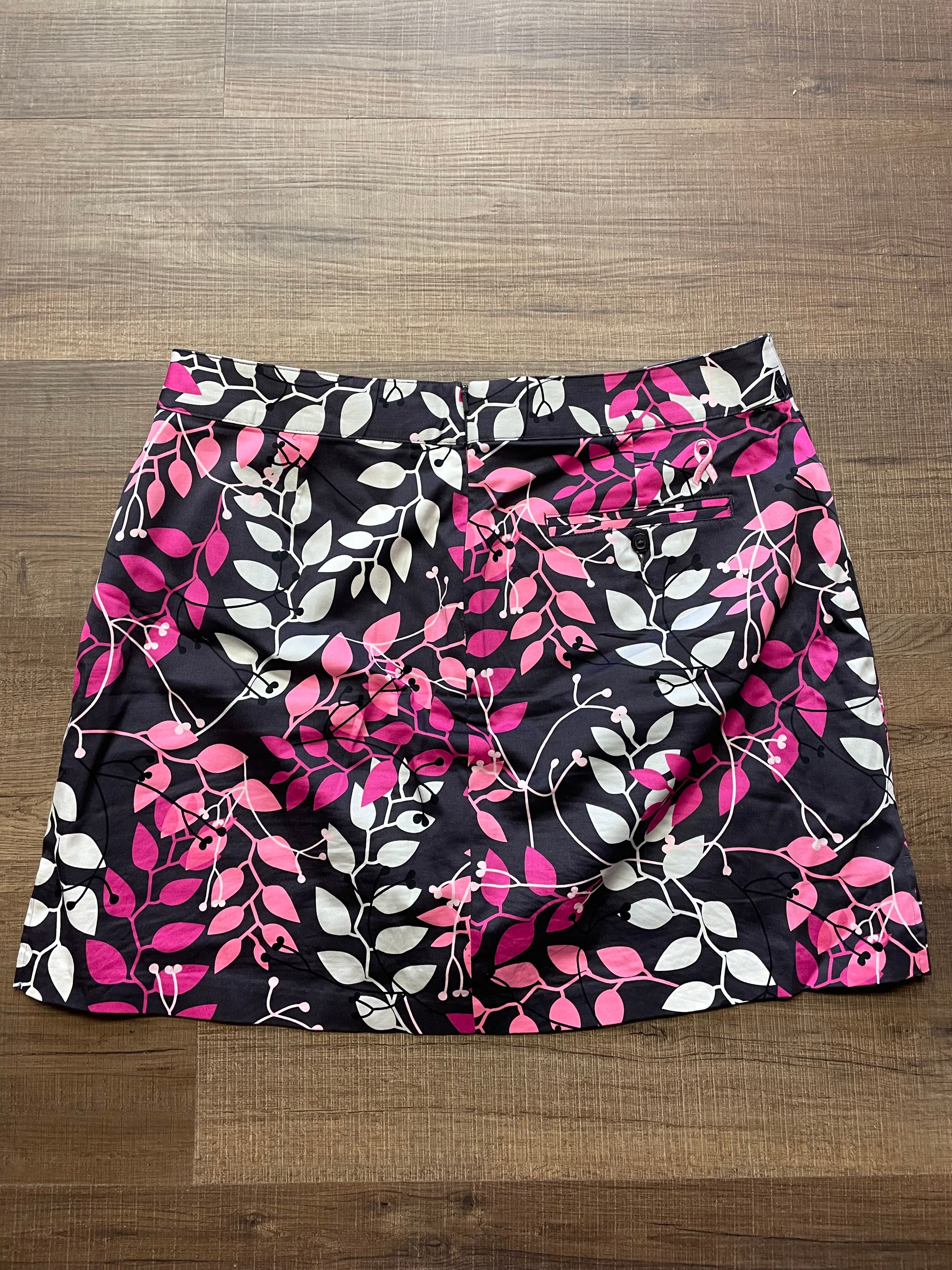 Lady Hagen Leaf Print Golf Skort (10) - BinxBerry Consignment