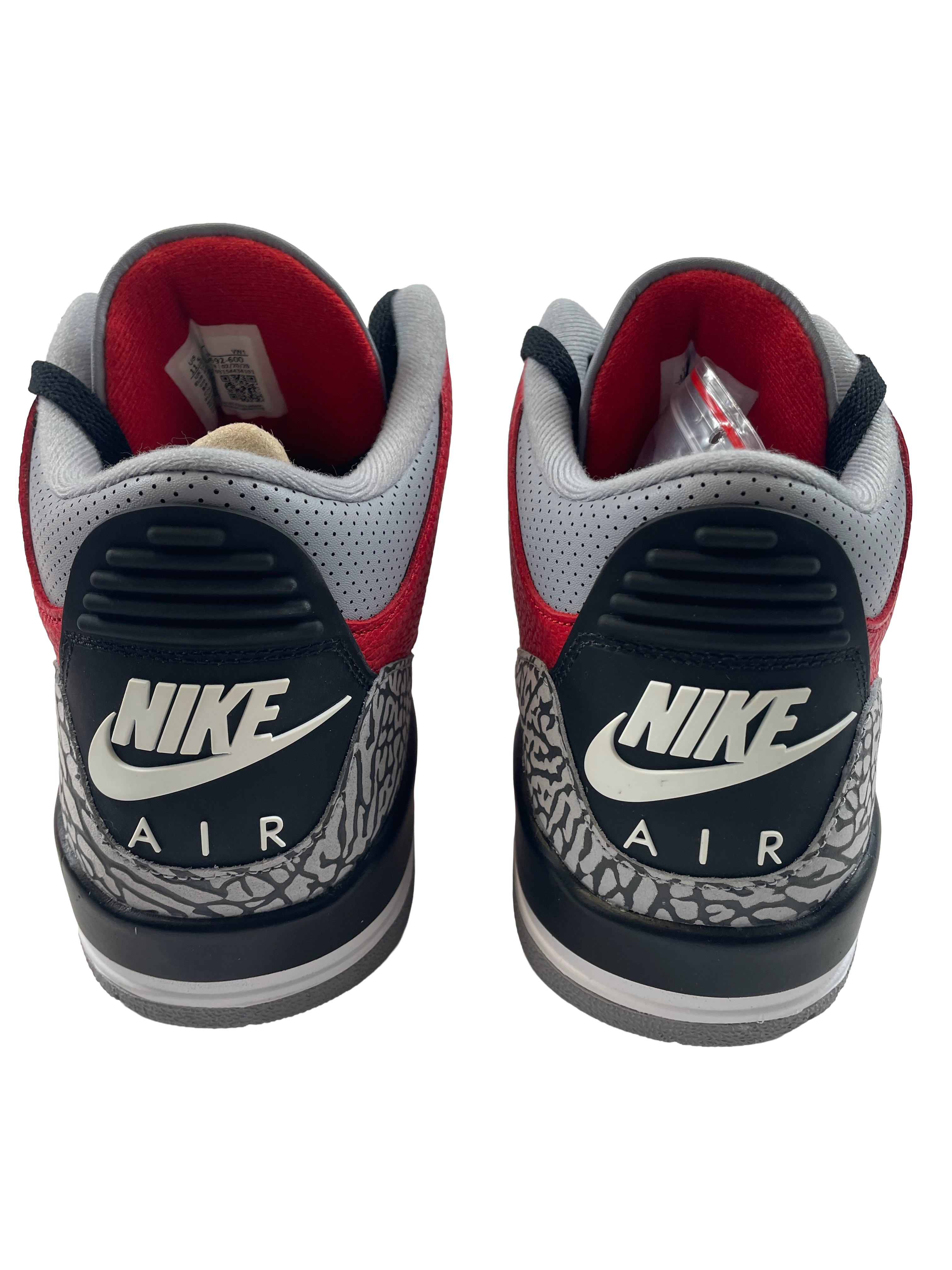 Air Jordan 3 Retro SE Men's Sneaker in Dire Red Cement Grey (11.5)