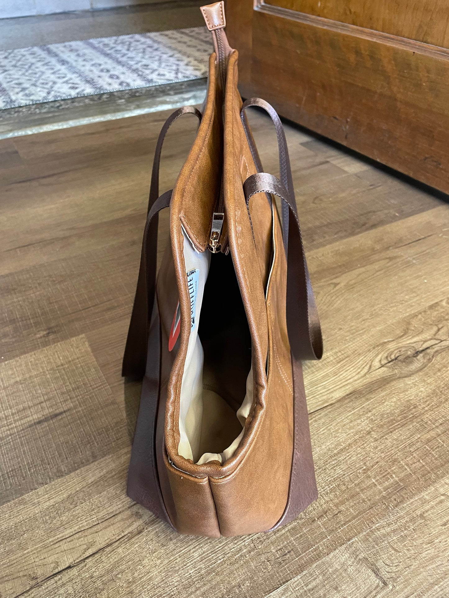 Rufflife NWT Classic Canine Carrier