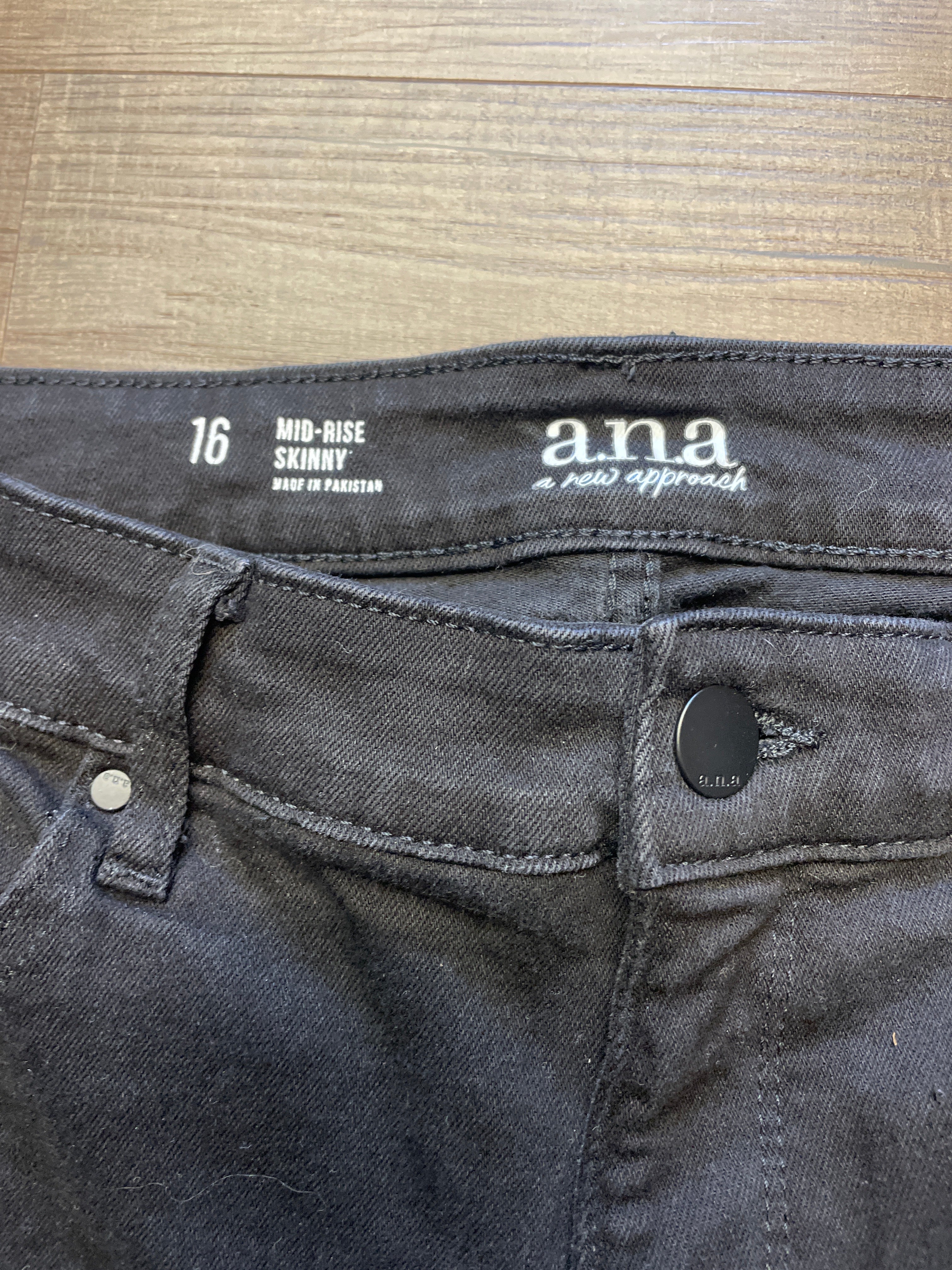 A New Approach Mid Rise Skinny Women's Jeans (16)
