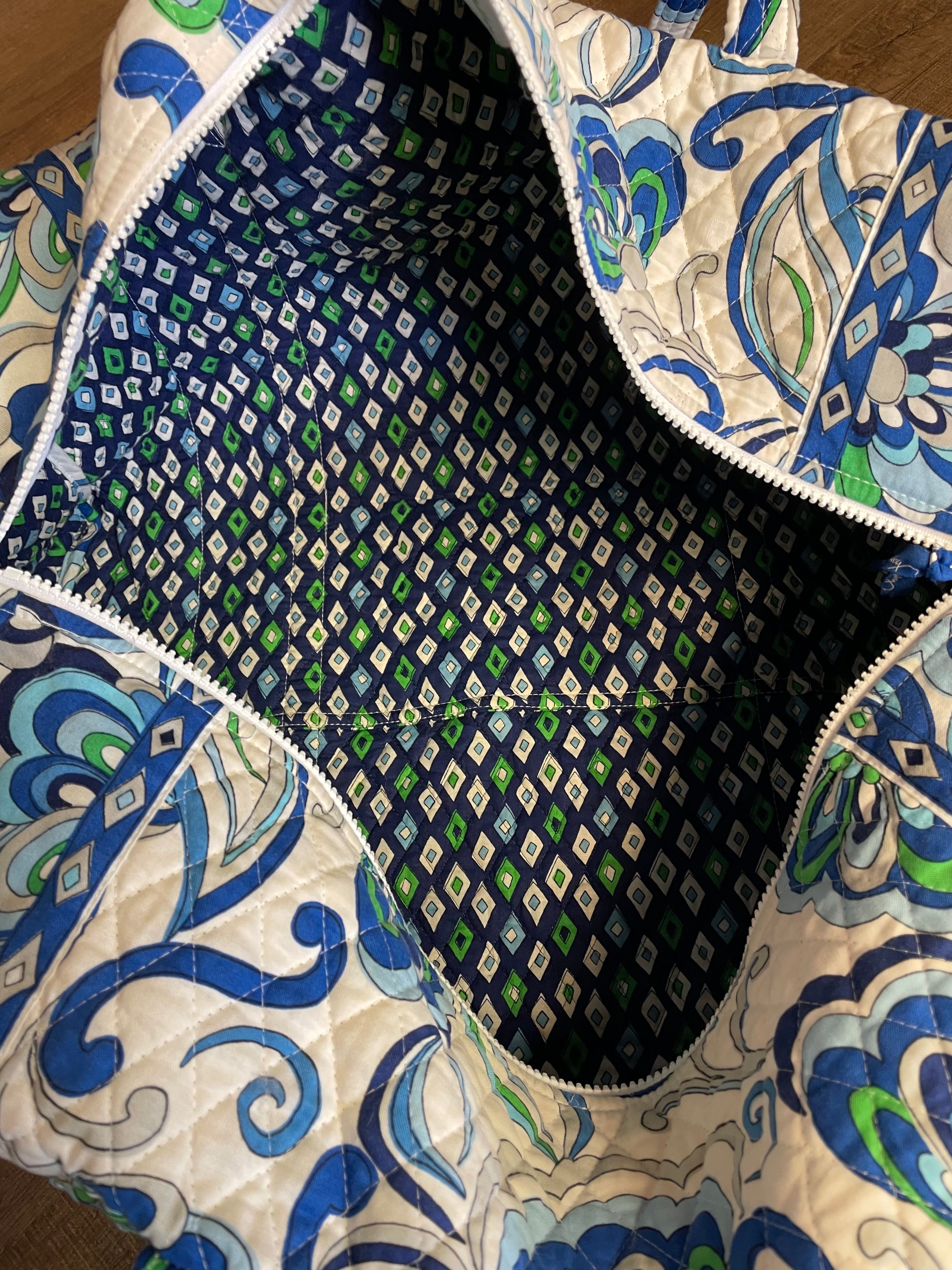 Vera Bradley Large Travel Duffel Mediterranean White (Set)