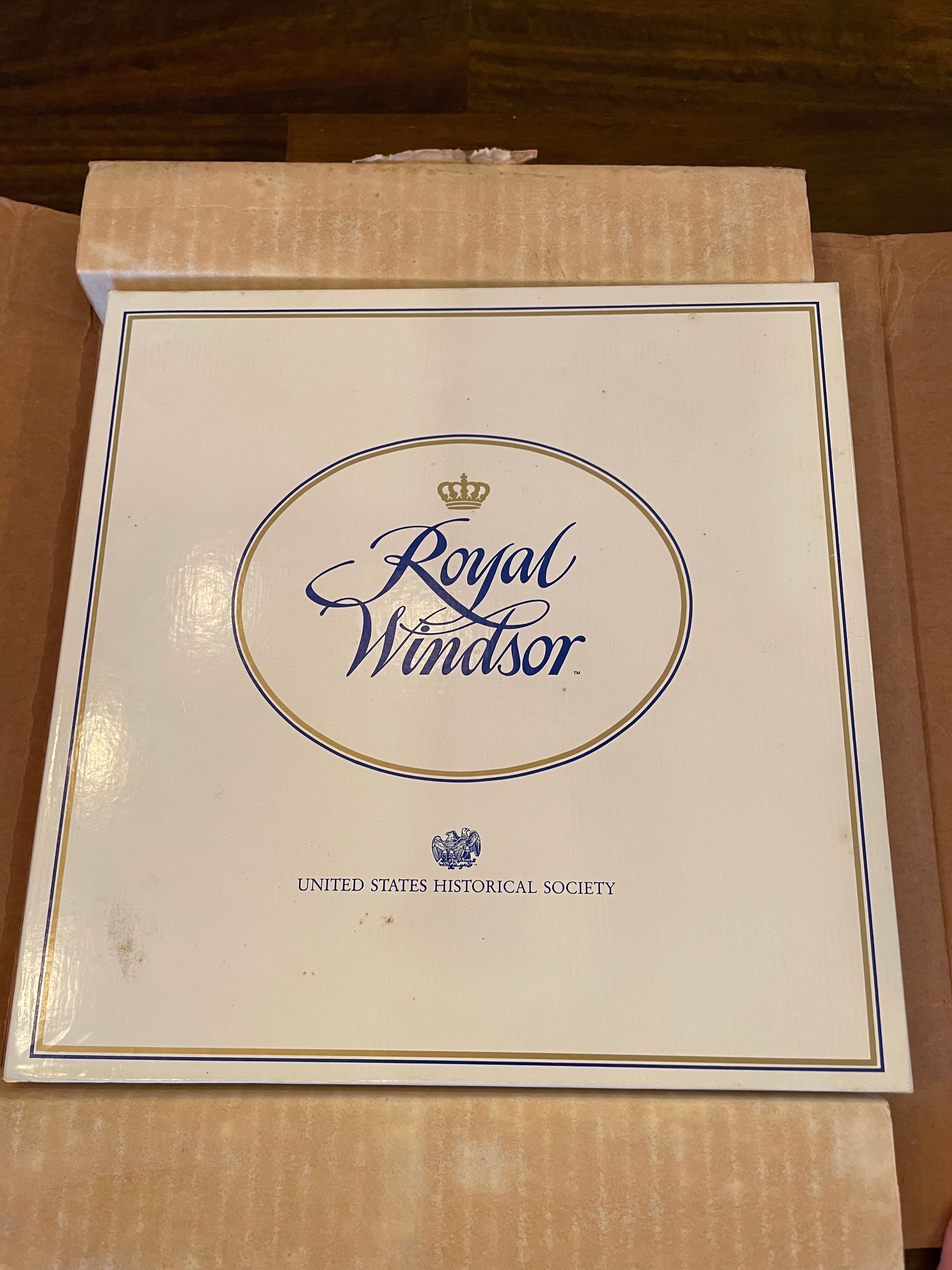 U.S. Historical Society Royal "Here We Come A-Caroling" Collectors Plate