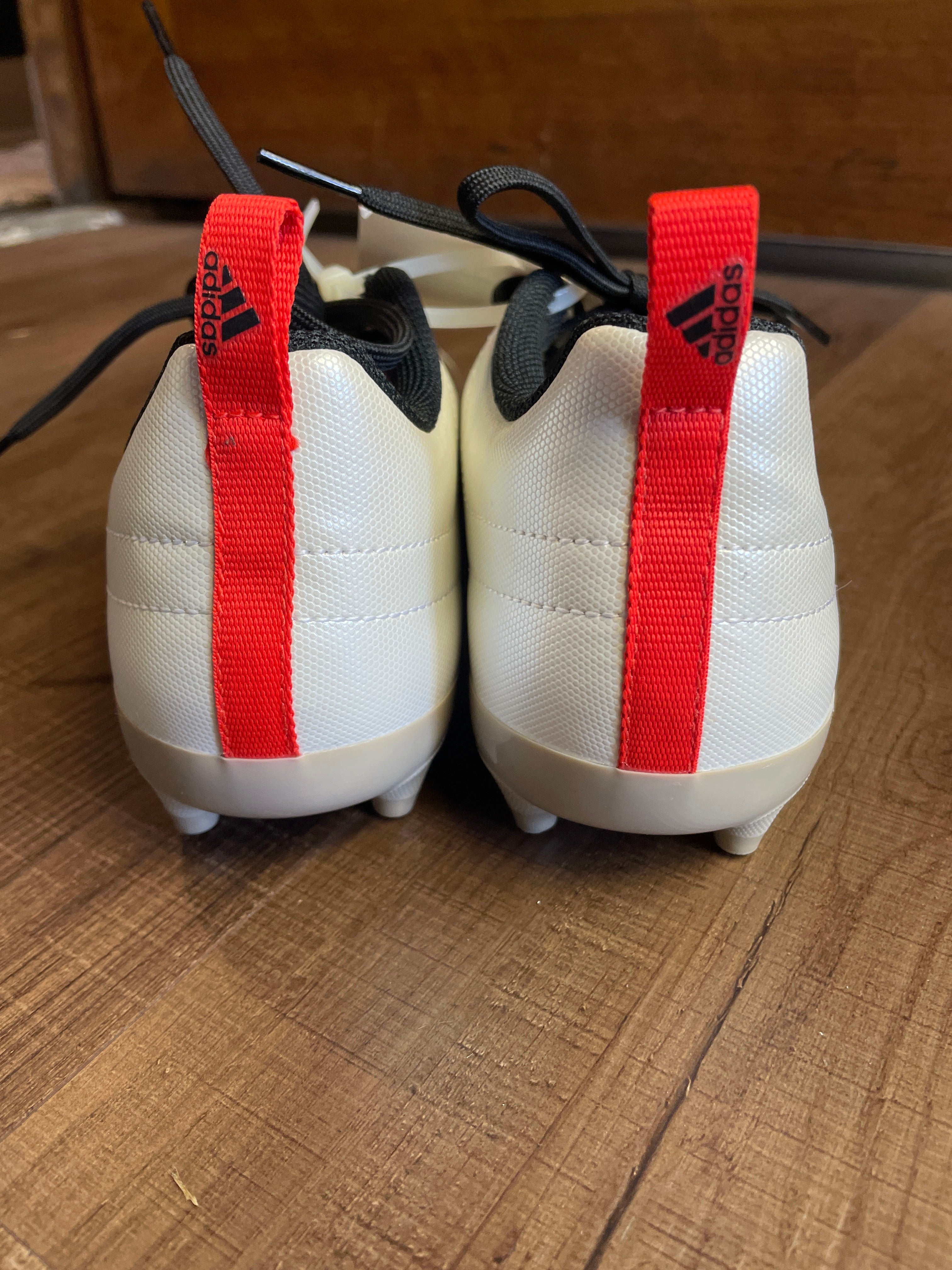 Adidas NWT Women's Performance Ace 17.4 Soccer Cleats (8)