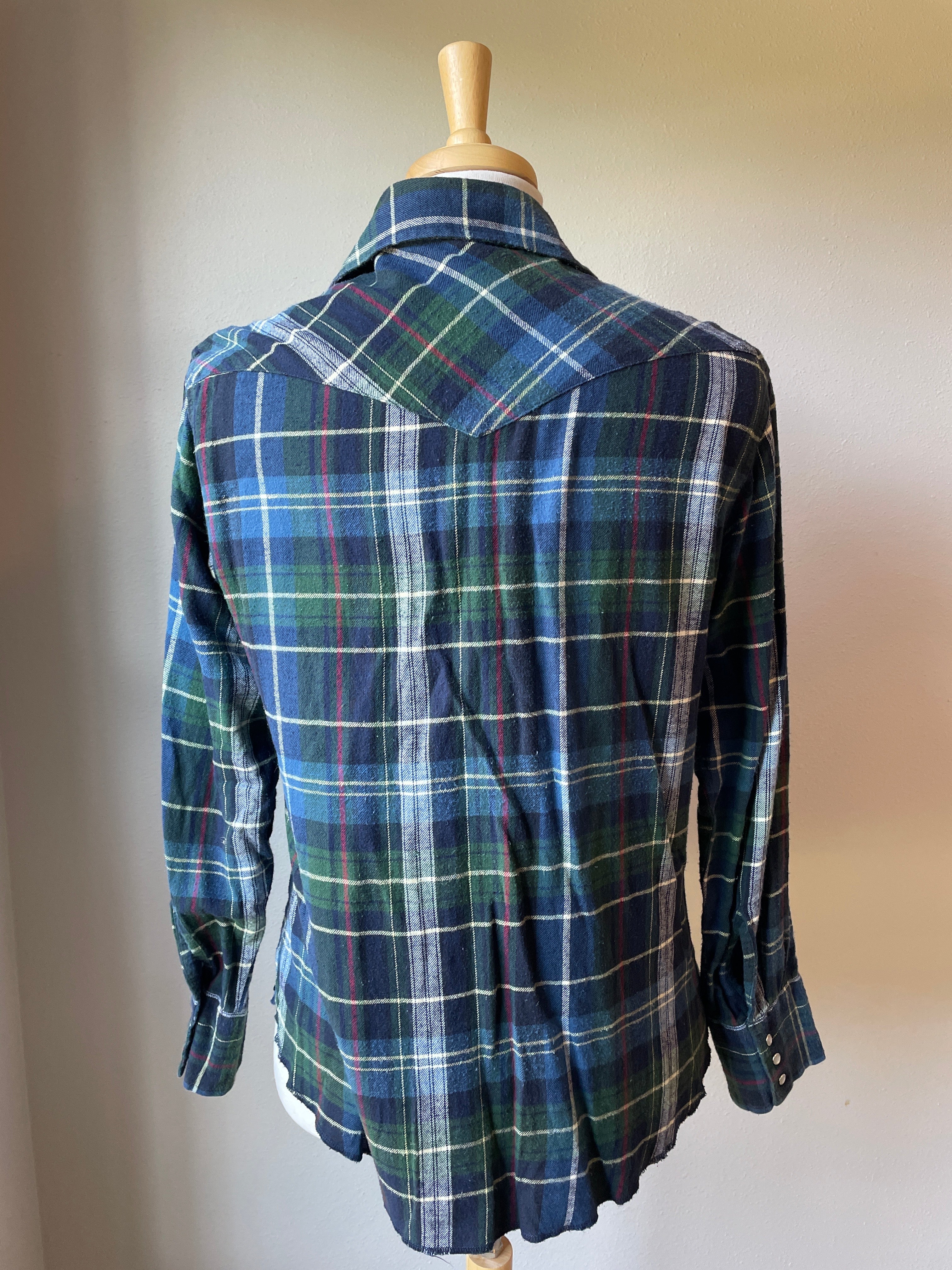 Vintage Wrangler Men's Pearl Snap Flannel Shirt (L)