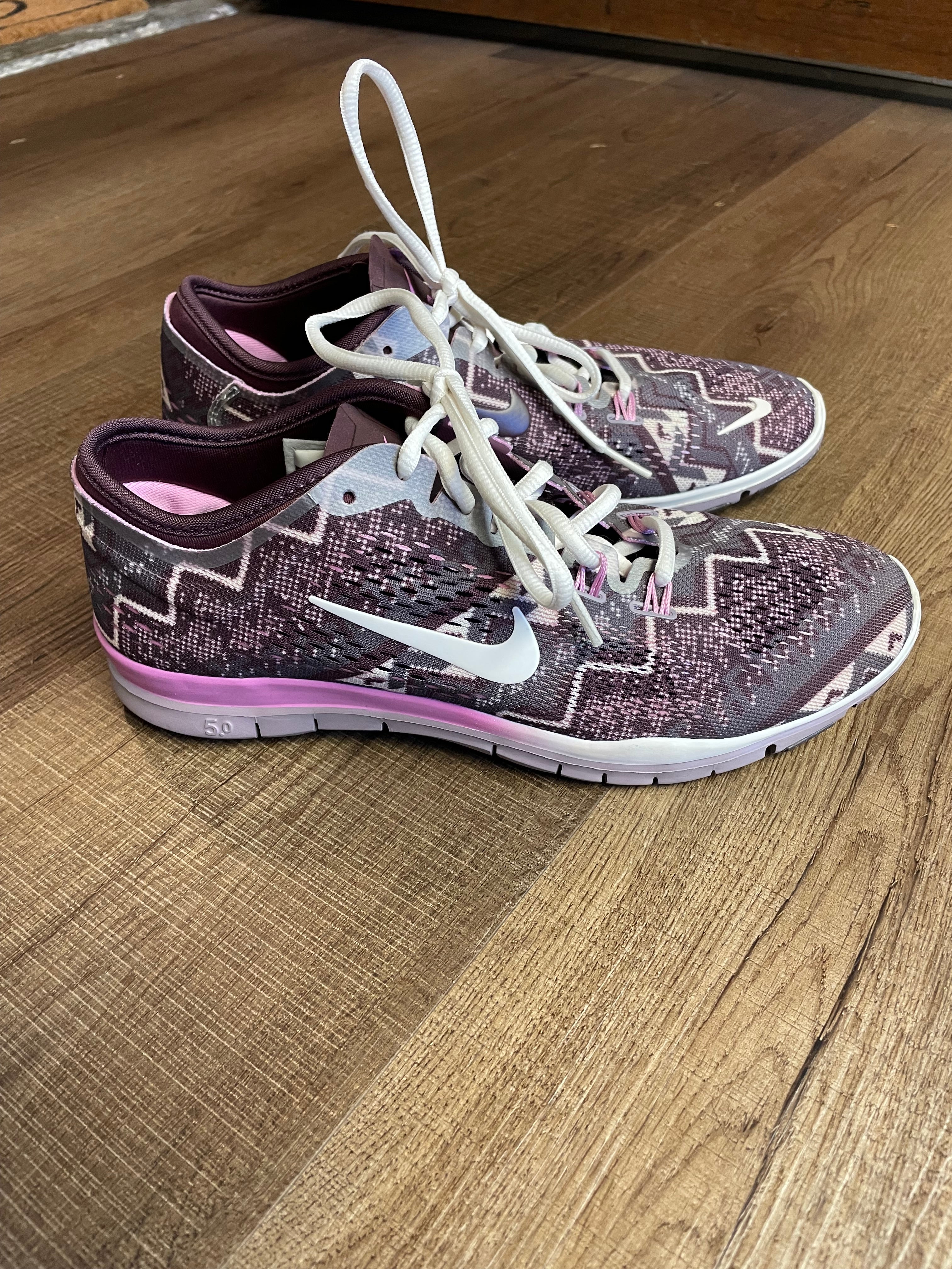 Nike Women's Free 5.0 TR Fit 4 Running Shoes (8.5)