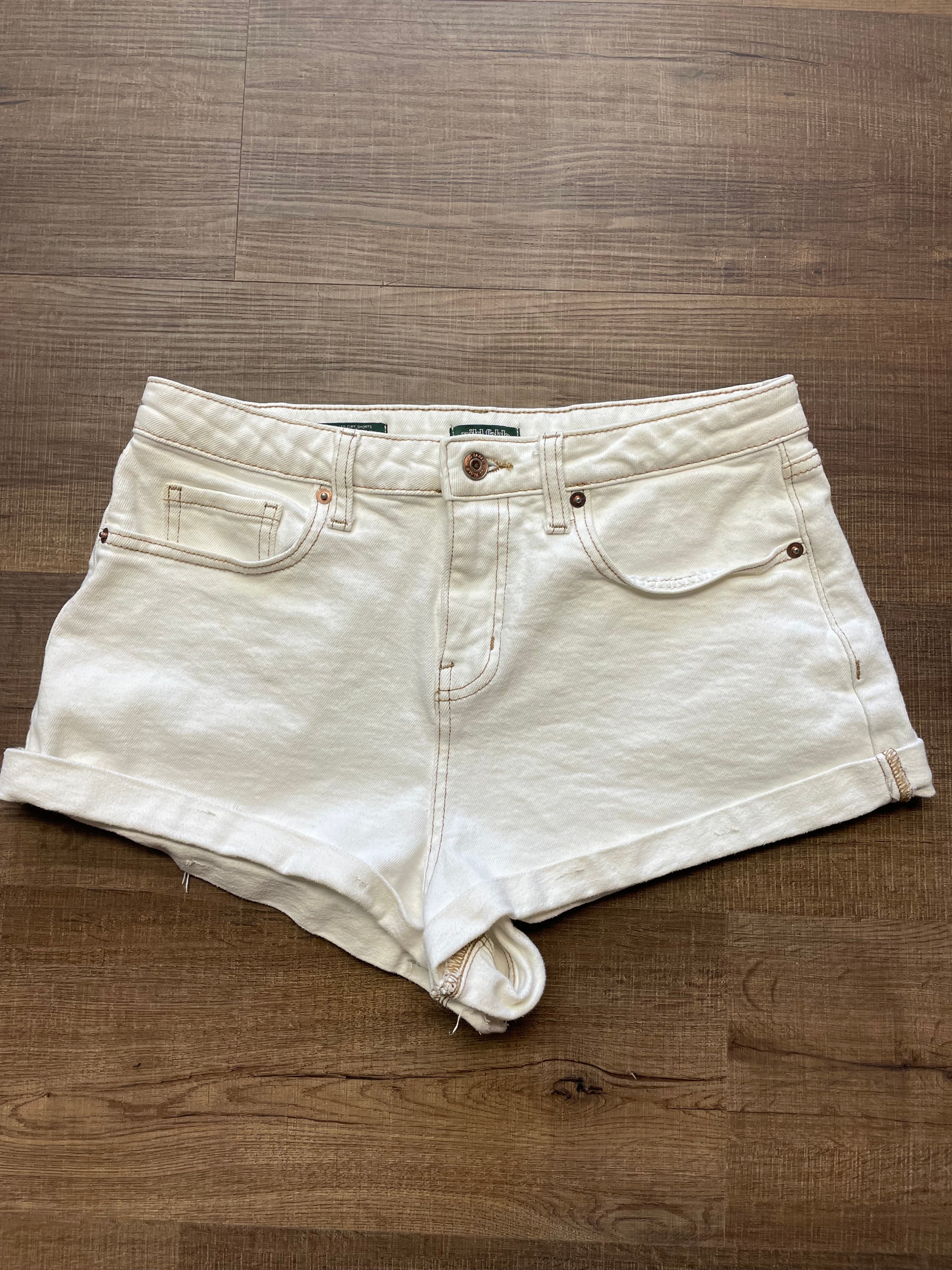 Wild Fable High-Rise Rolled Cuff Jean Shorts (8) - BinxBerry Consignment