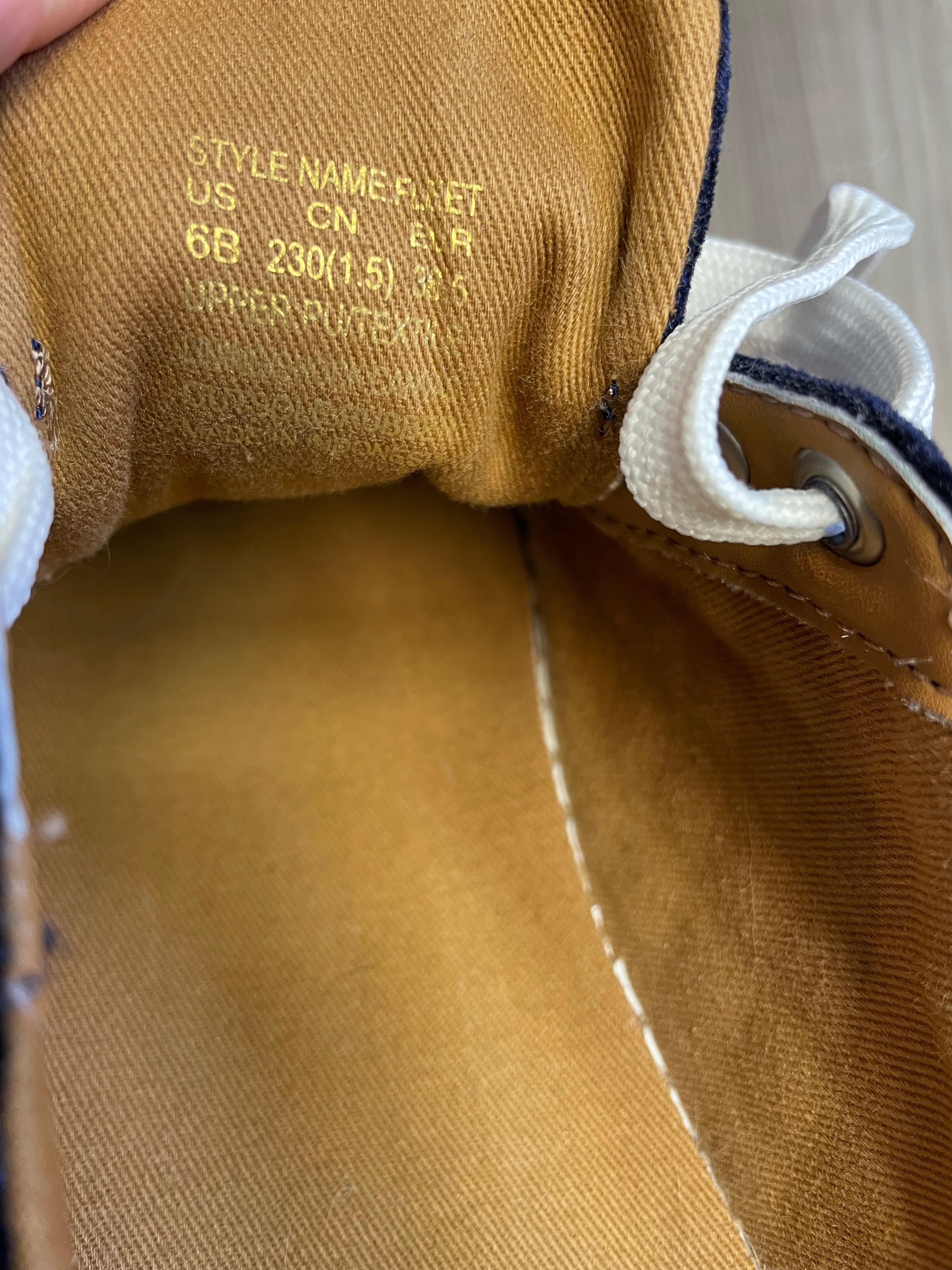 Kate Spade Blue Velvet Fleet Quilted Women's Sneakers (6B)