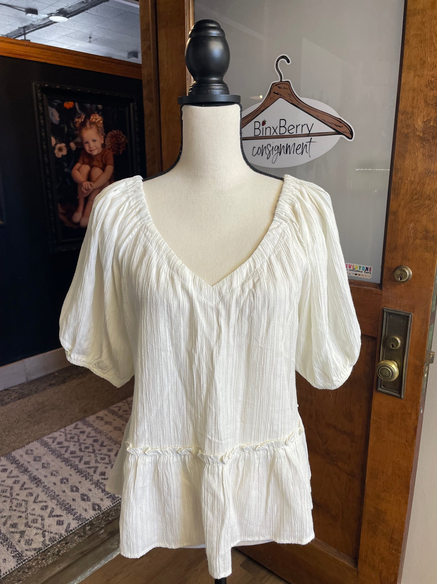 Lush Short Sleeved Peasant Top (M)