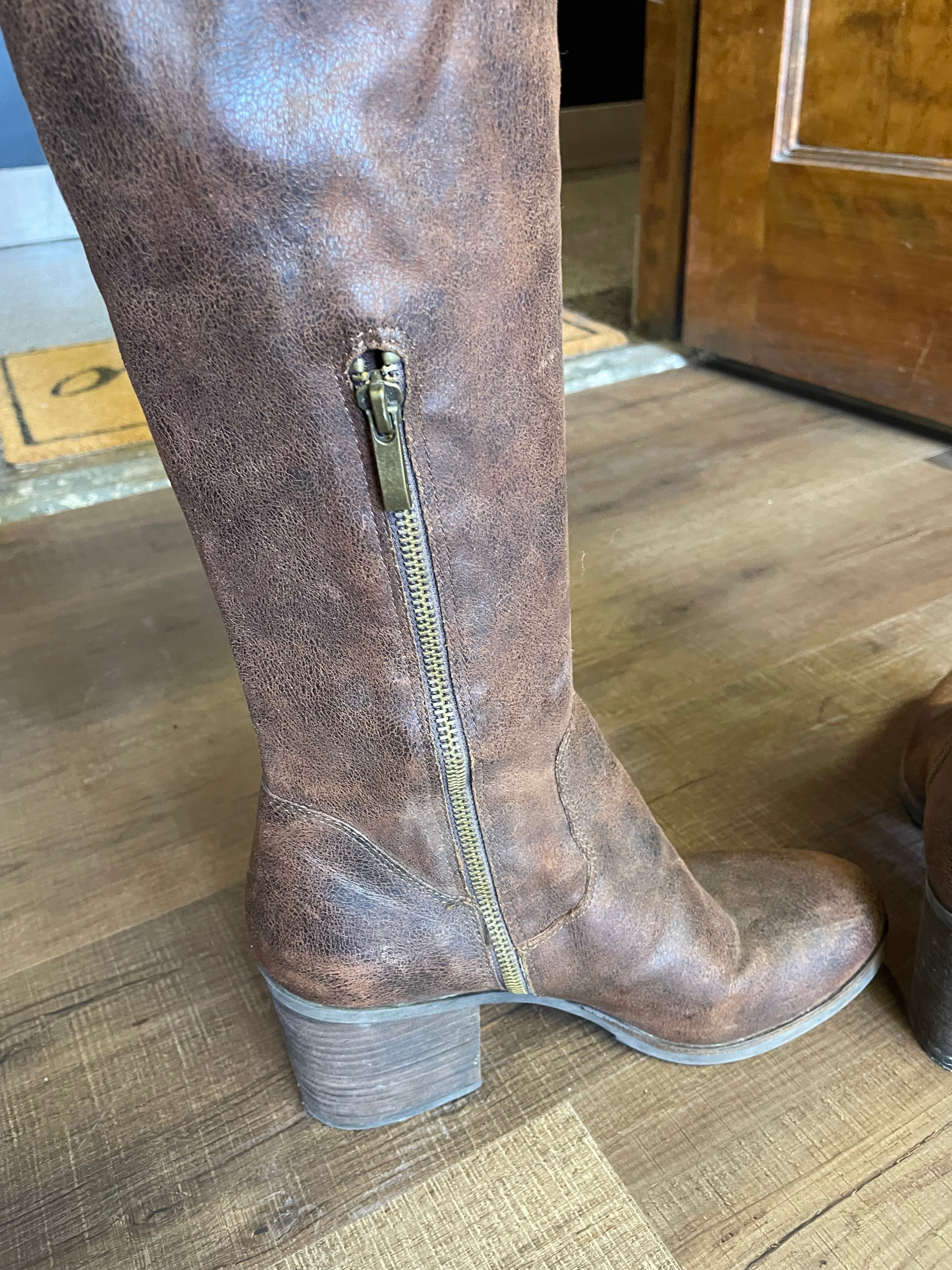 Steve Madden Odyssey Over Knee Women's Boots (9.5B) - BinxBerry Consignment